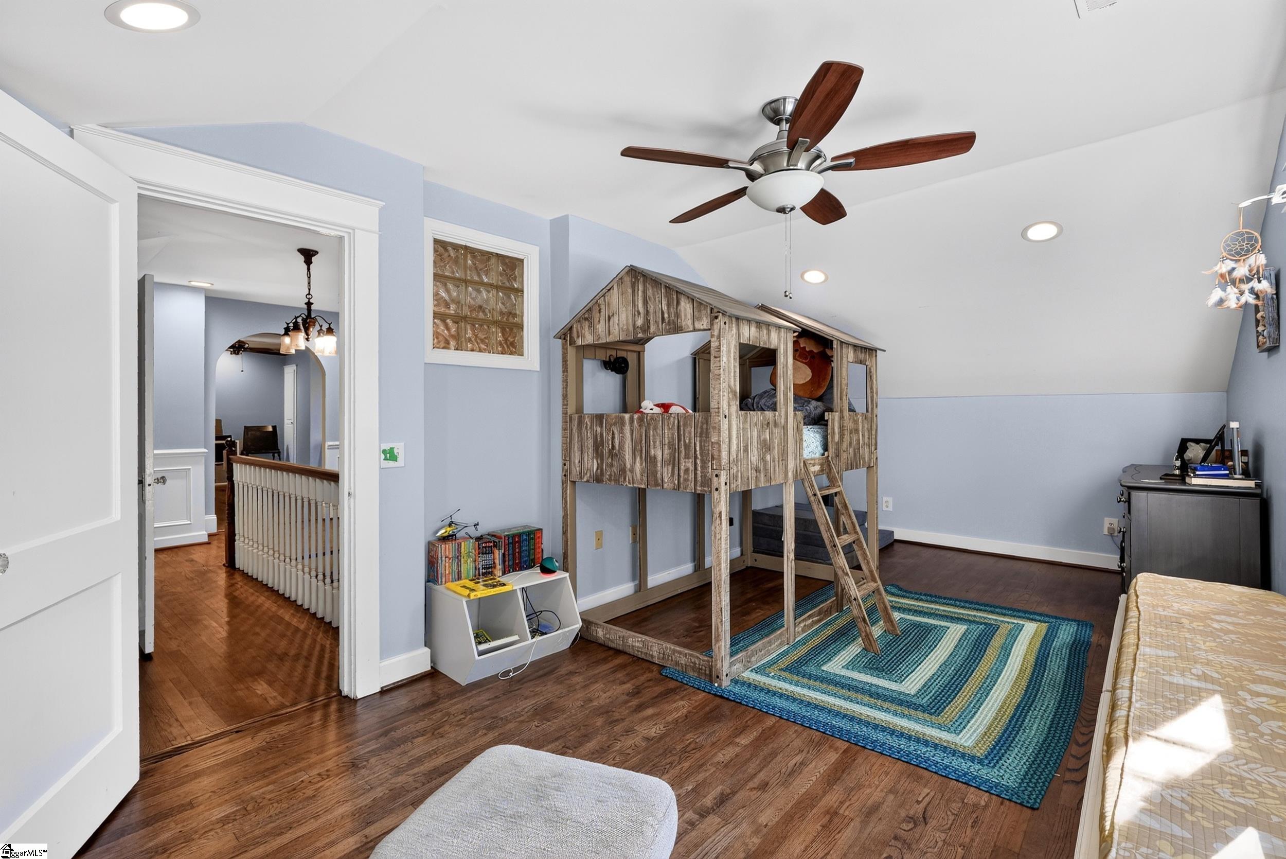 514 Watts Avenue Property Photo 33