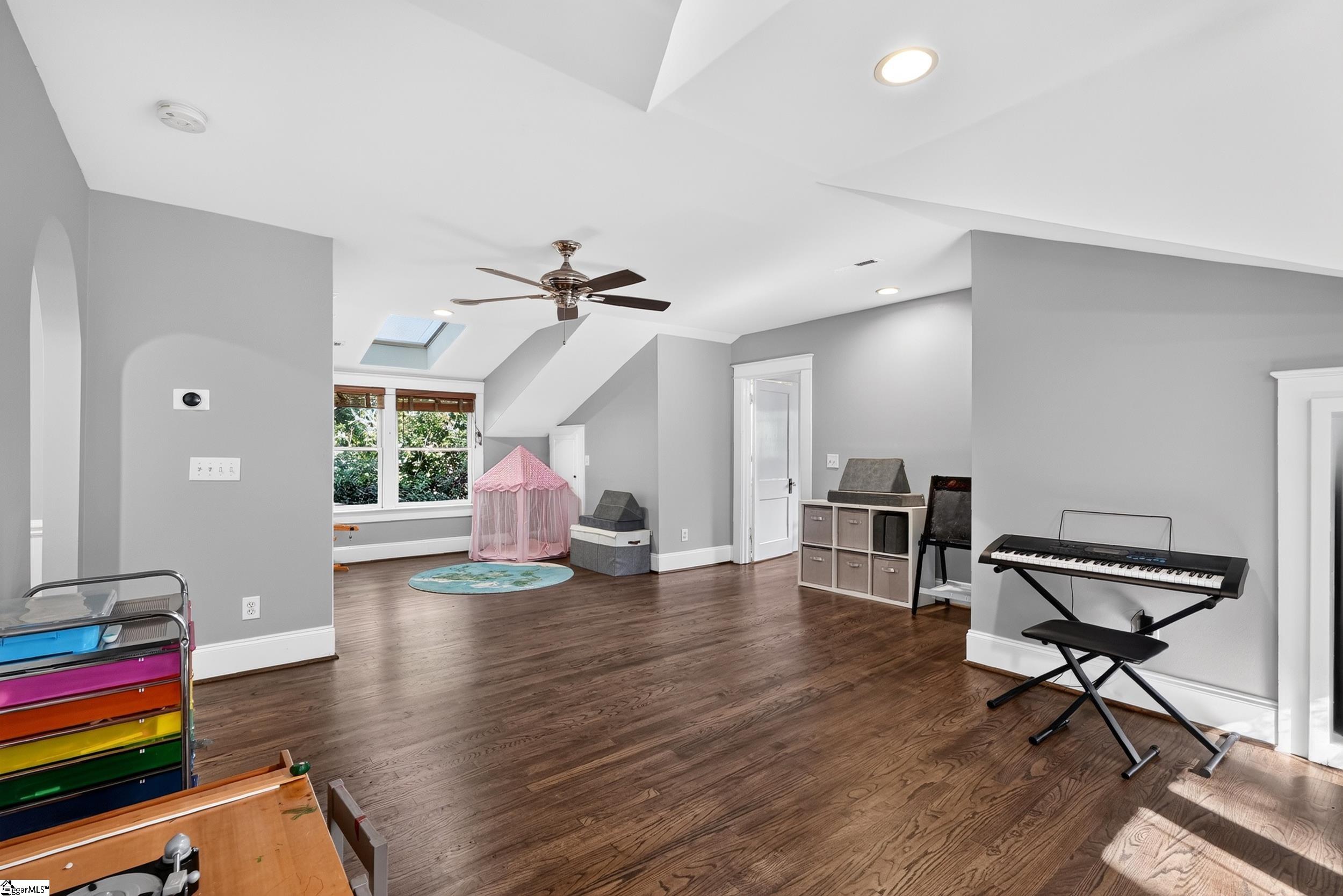 514 Watts Avenue Property Photo 35