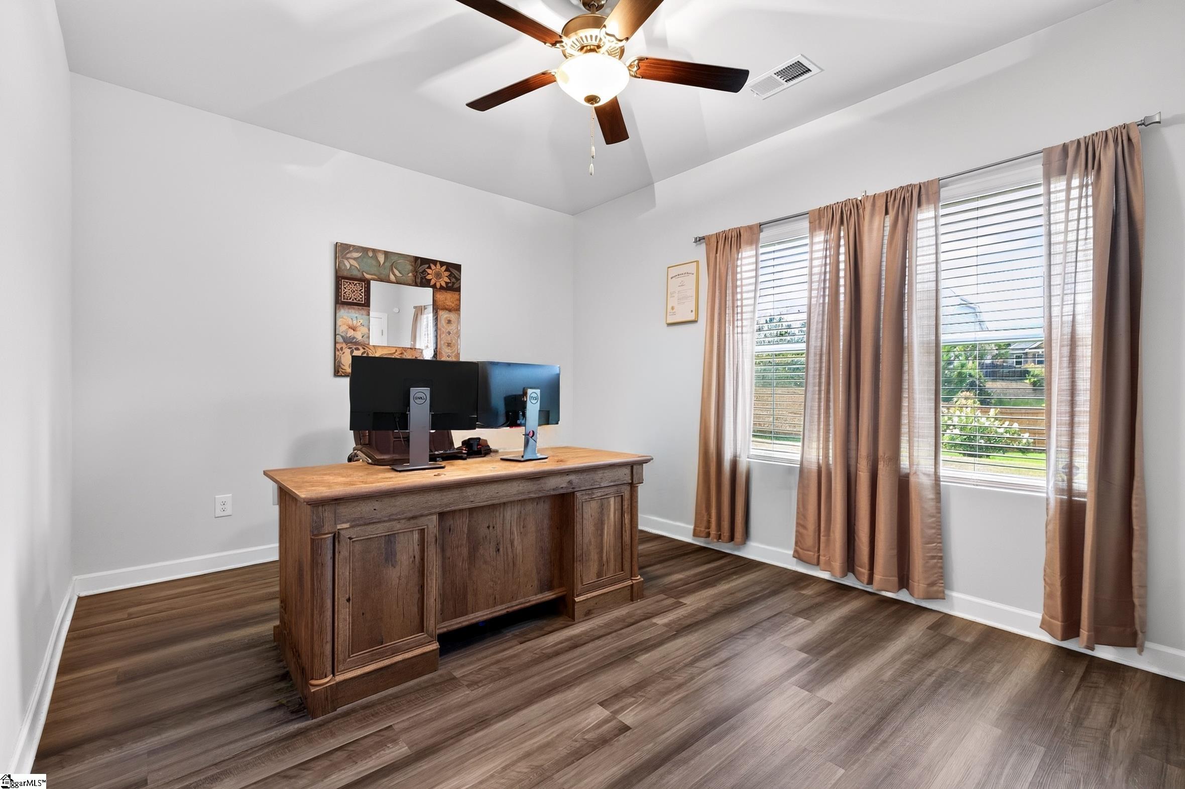 2505 Apsley Court Property Photo 20