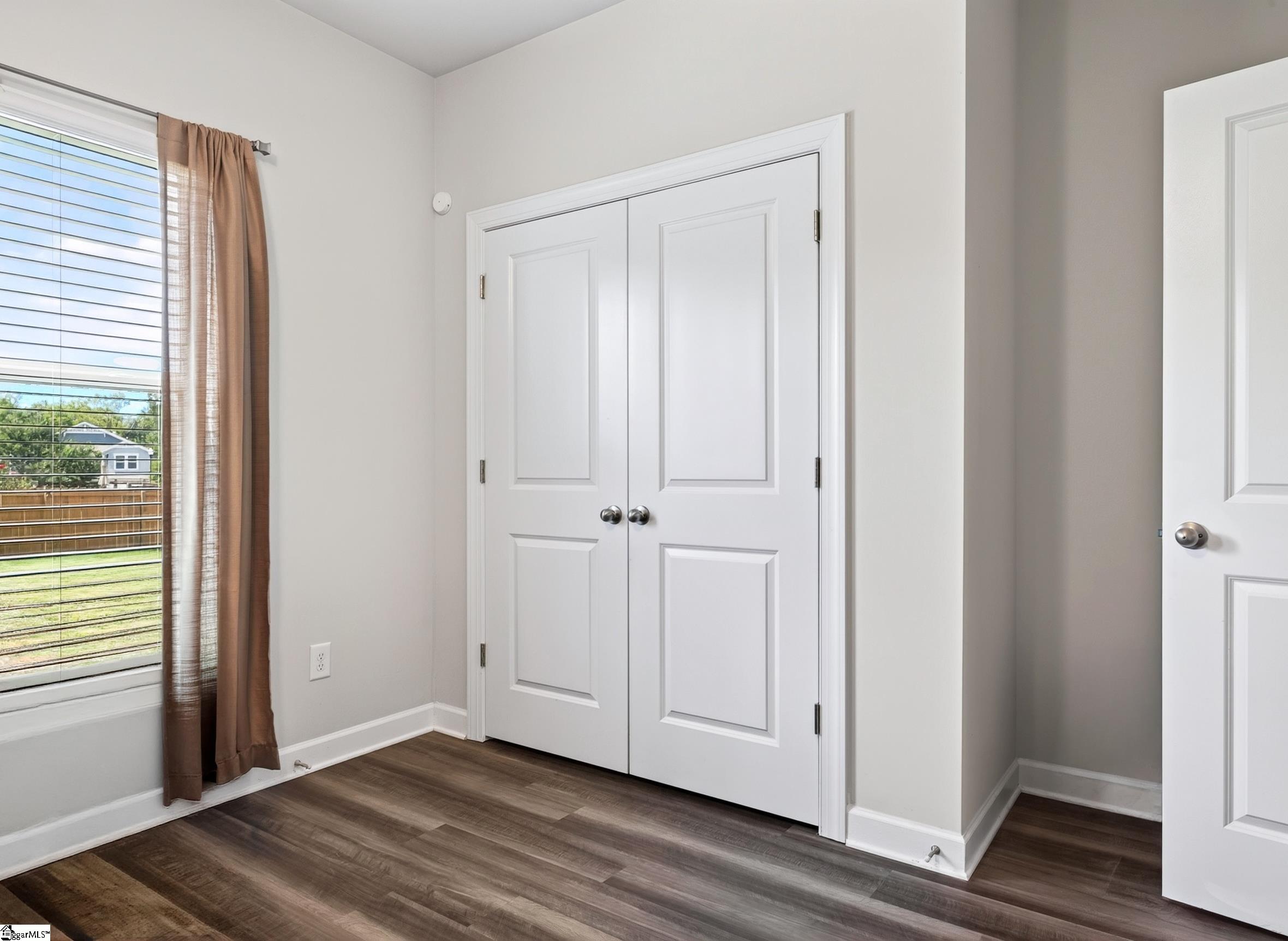 2505 Apsley Court Property Photo 21