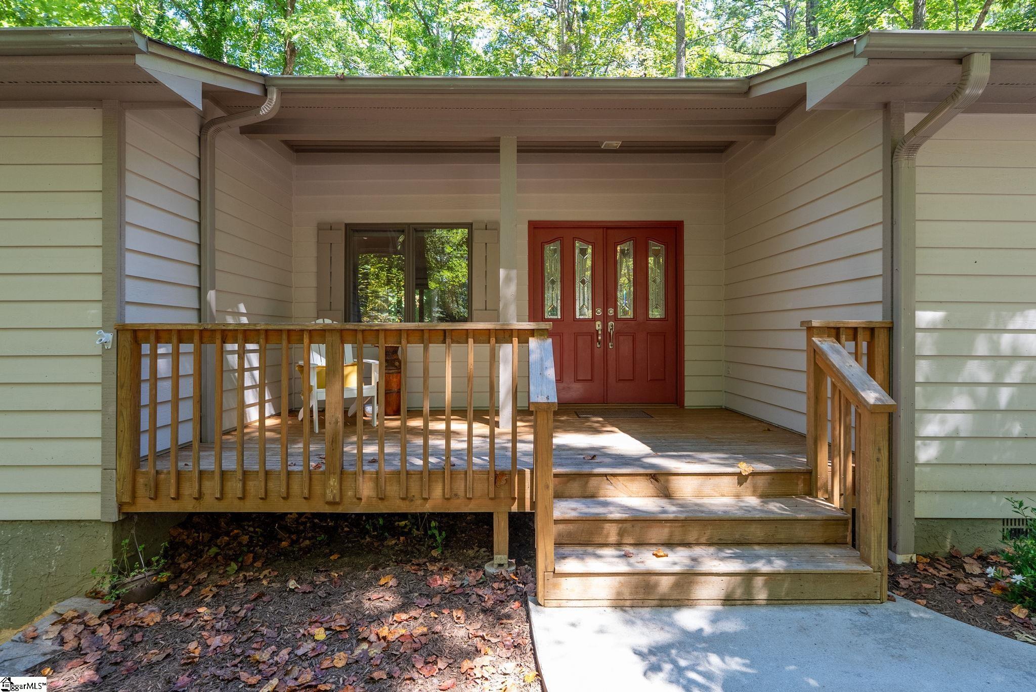 1603736 Property Photo 3