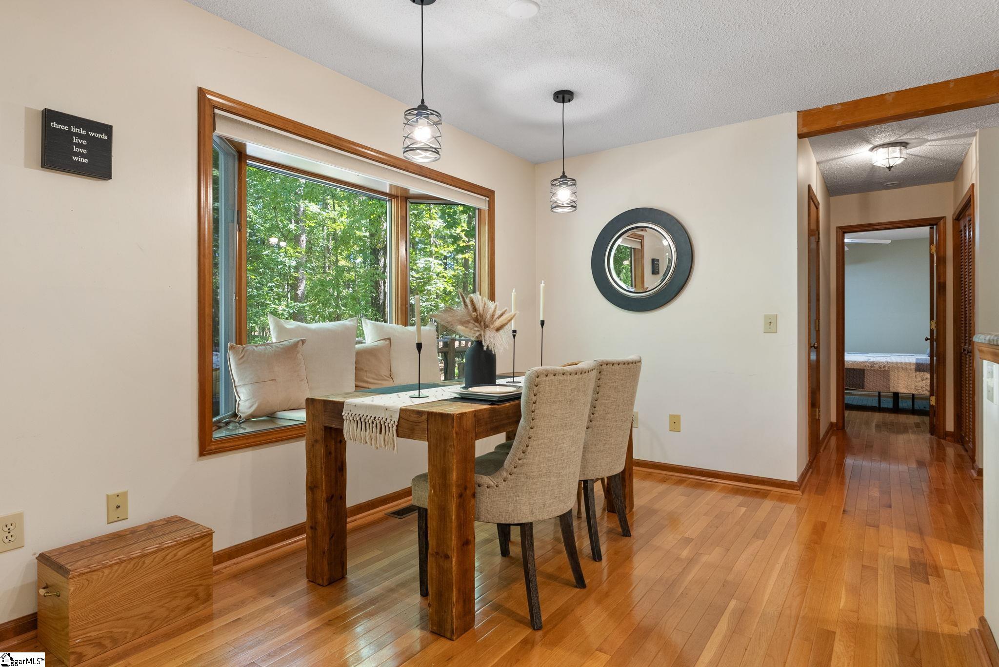 1603736 Property Photo 8