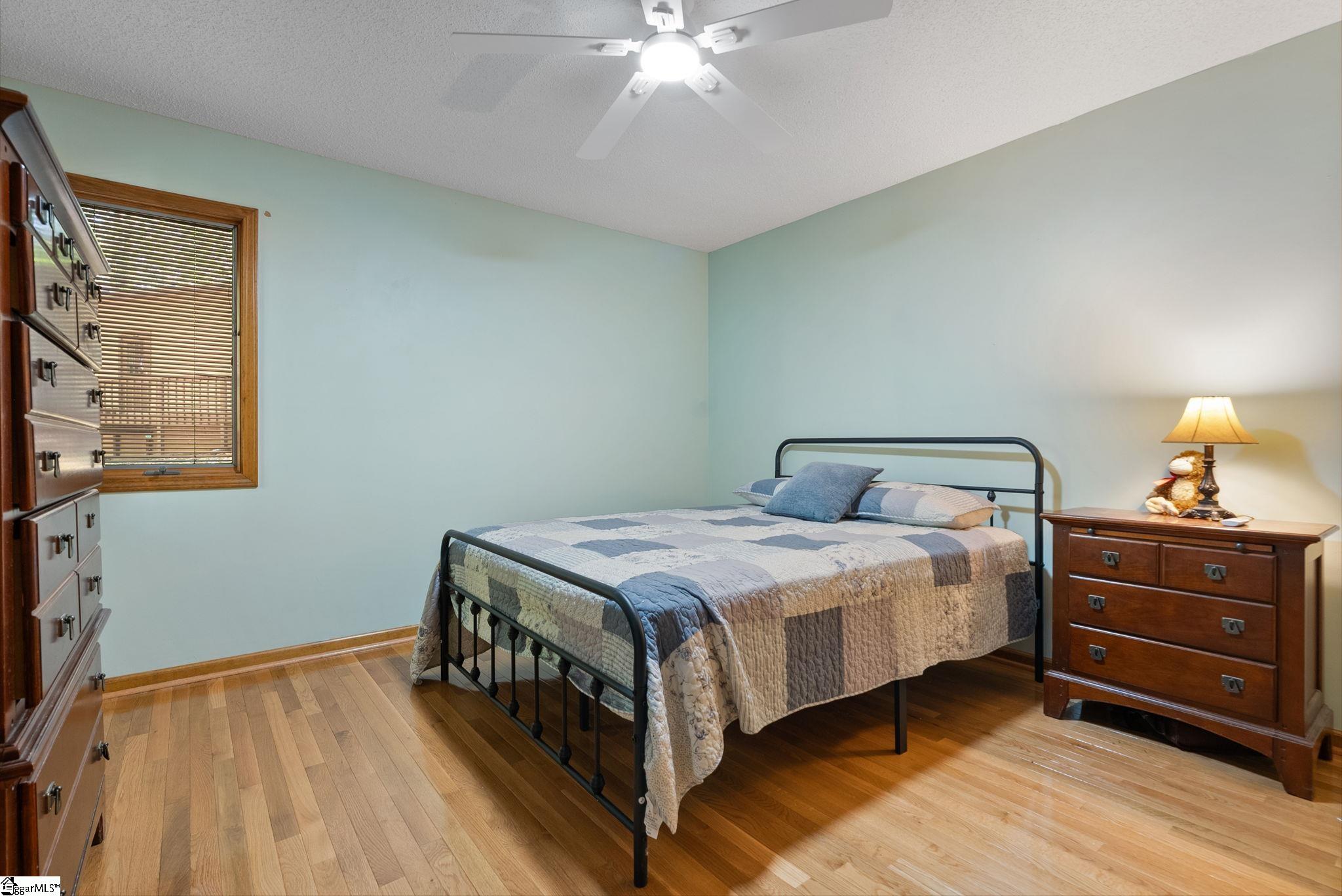 1603736 Property Photo 26