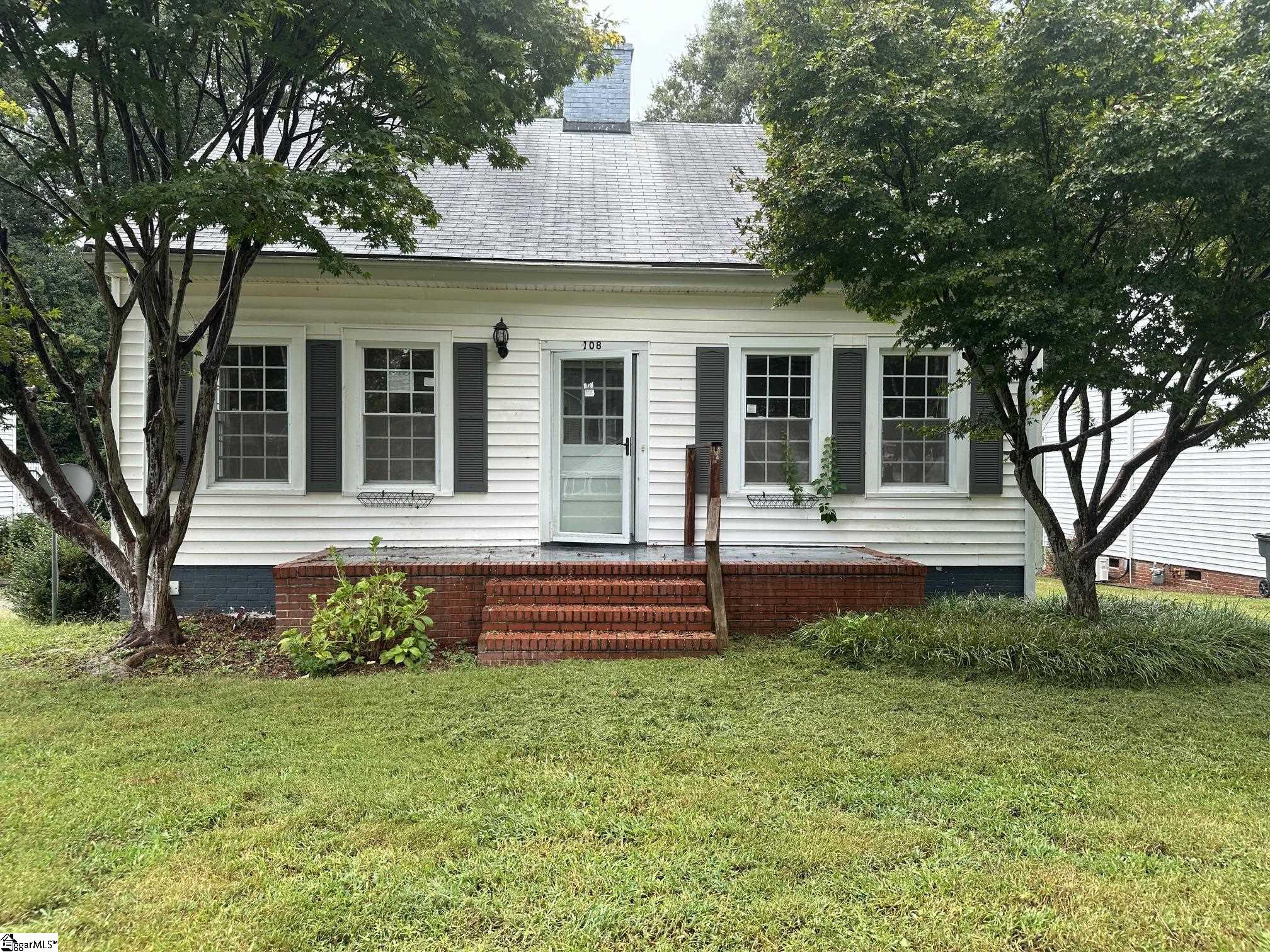 108 MORELAND Avenue Property Photo 1