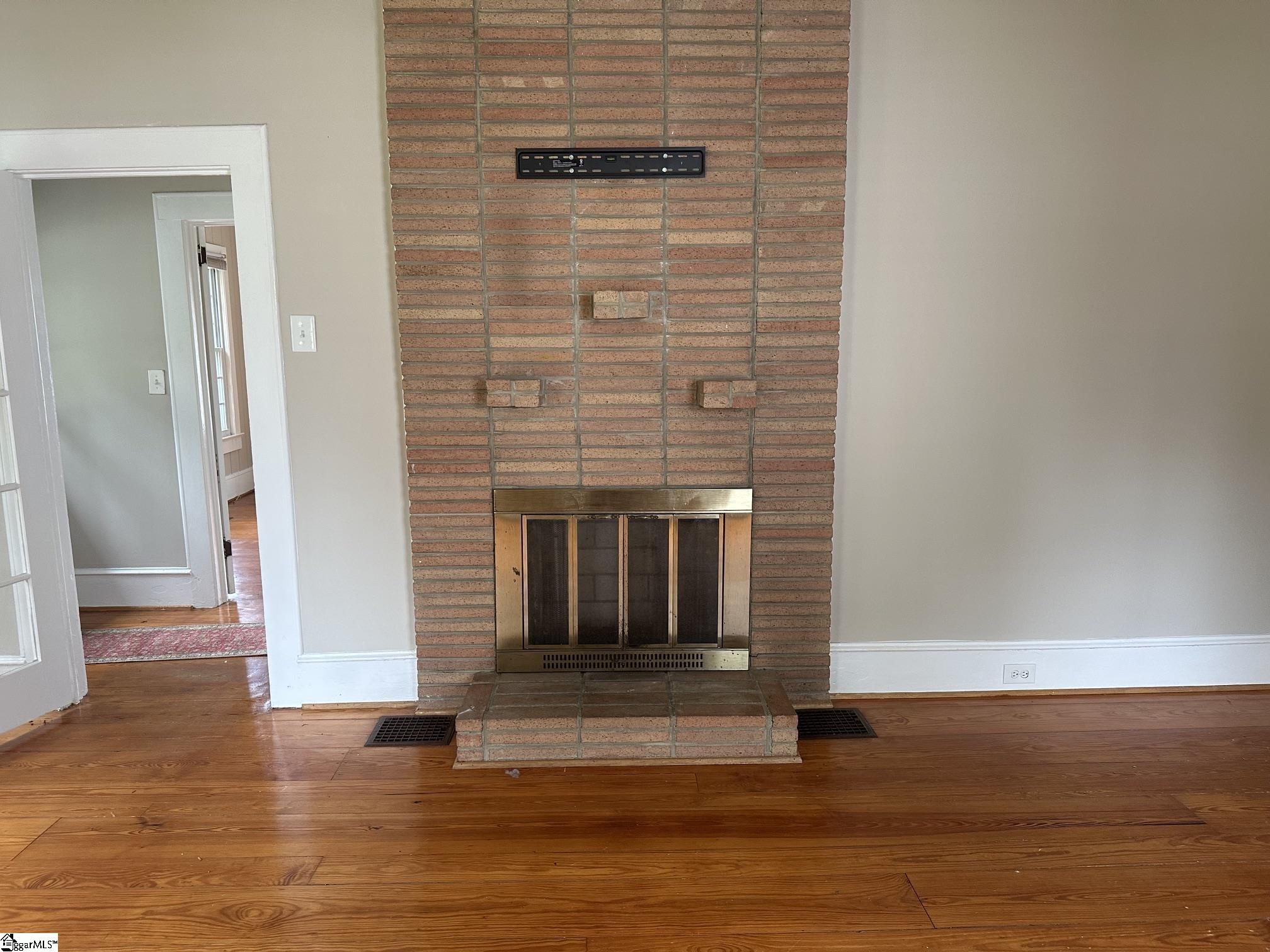 108 Moreland Avenue Property Photo 6