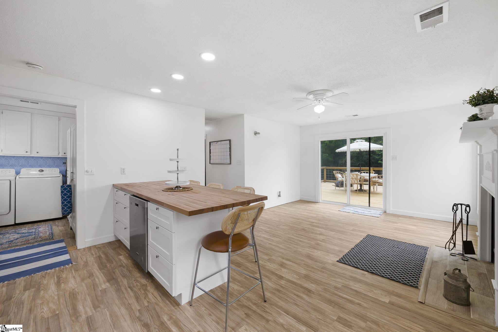 50 Coastline Drive Property Photo 9