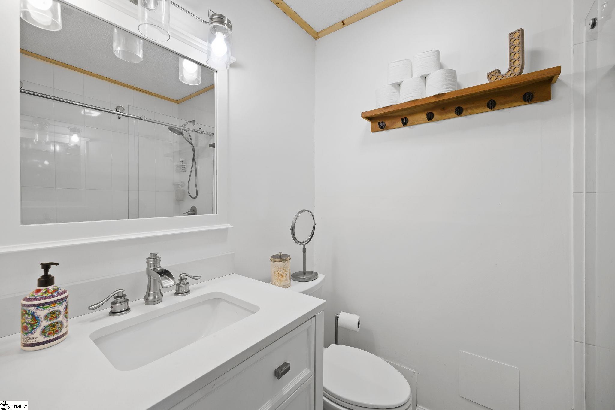 50 Coastline Drive Property Photo 14