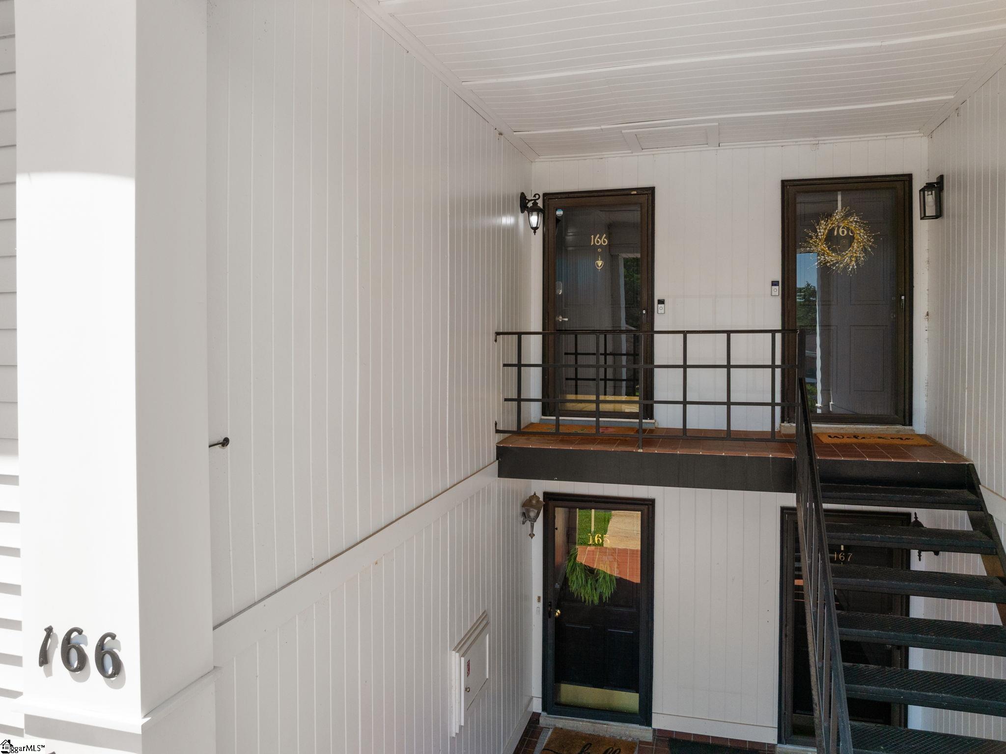 925 Cleveland Street Property Photo 4