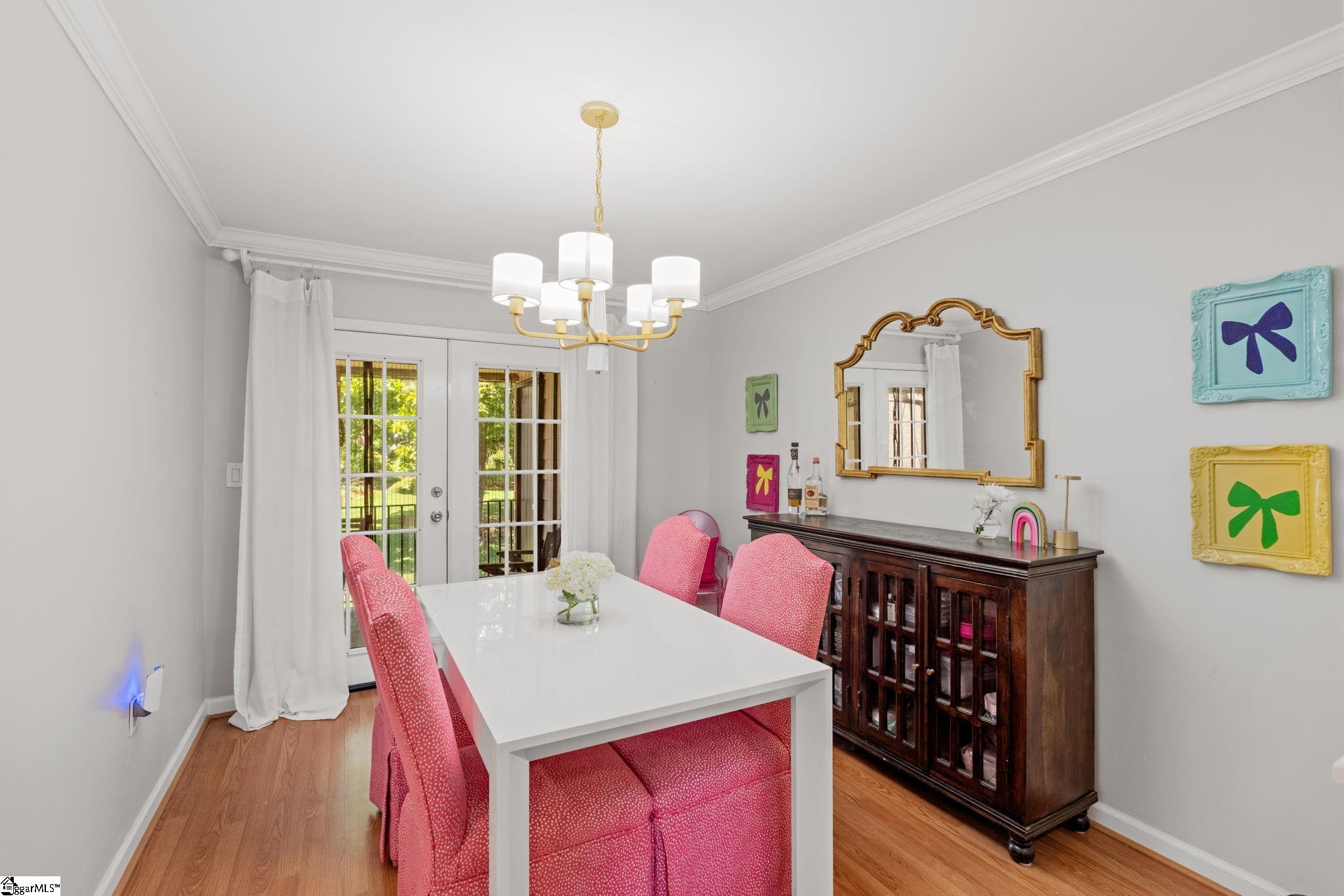 925 Cleveland Street Property Photo 10