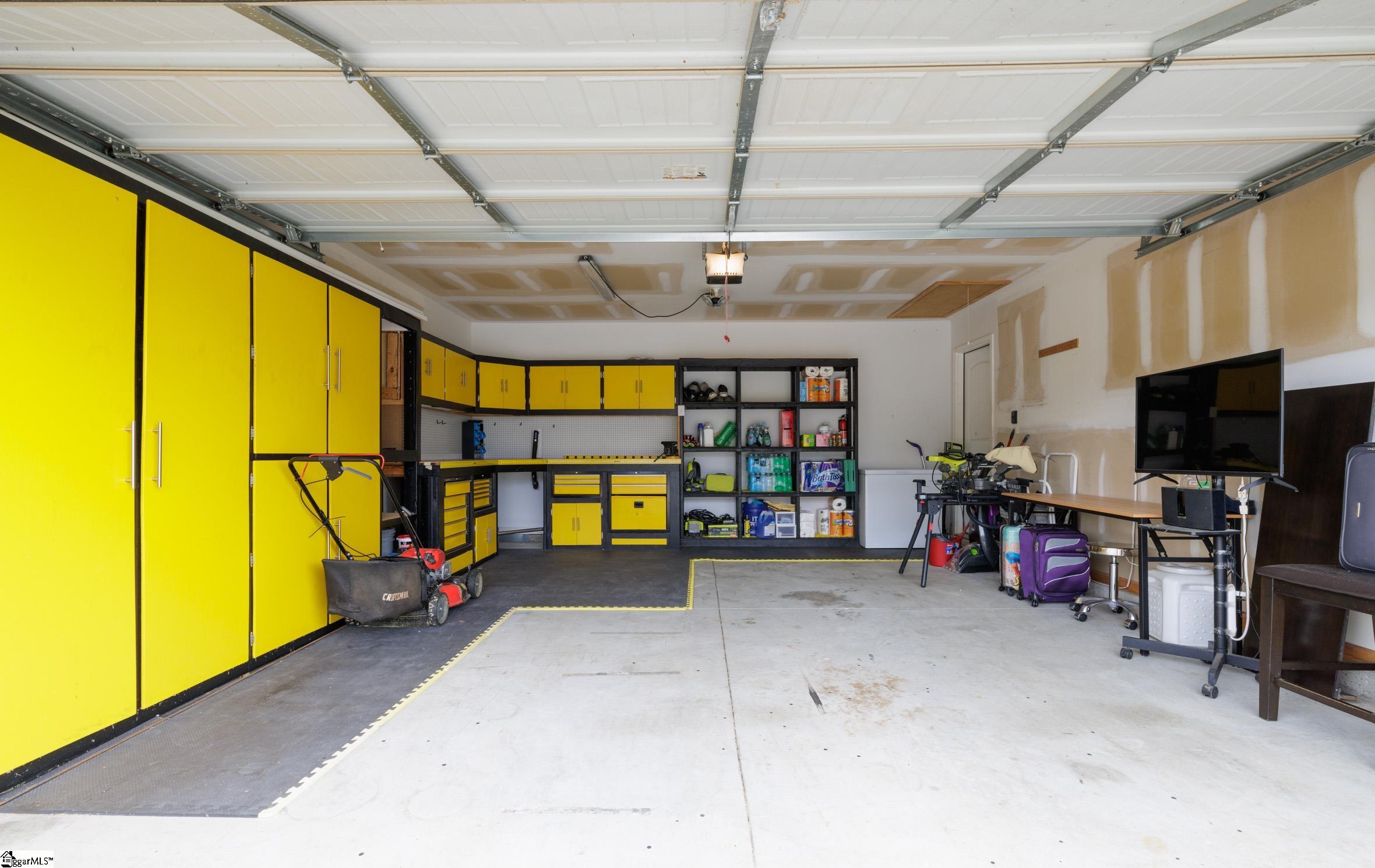 6 Babbling Creek Court Property Photo 6