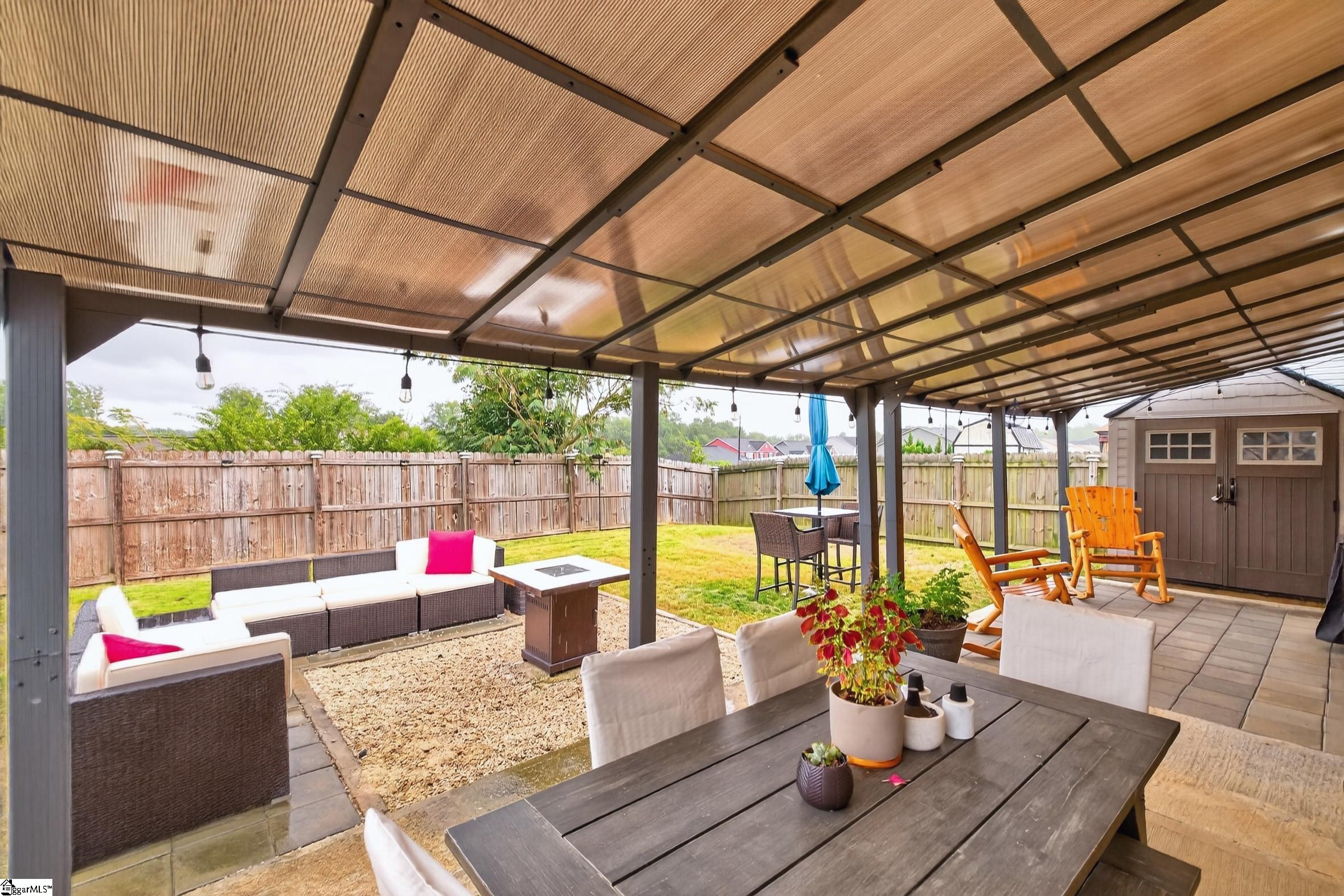 6 Babbling Creek Court Property Photo 24