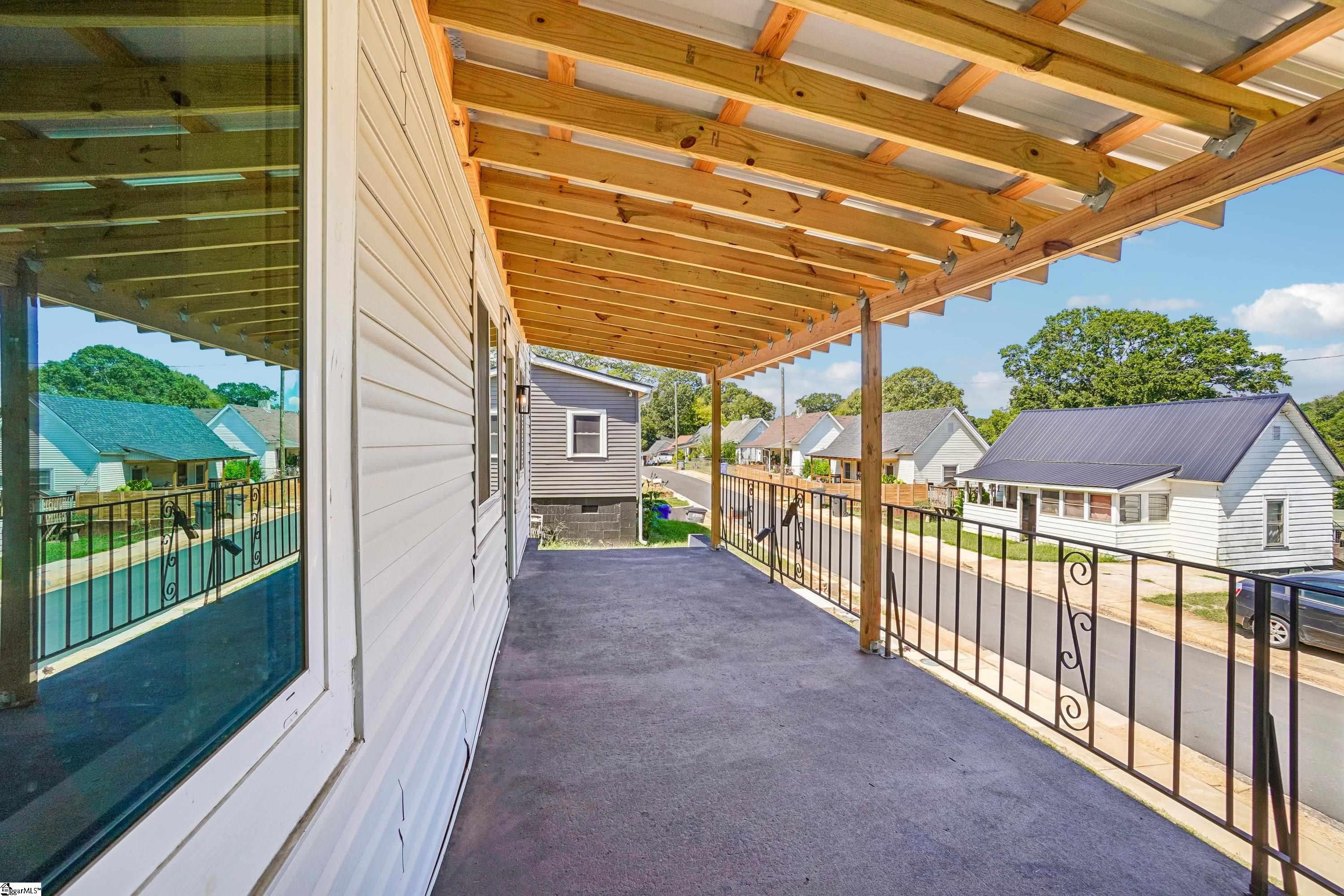 35 Henry Street Property Photo 17