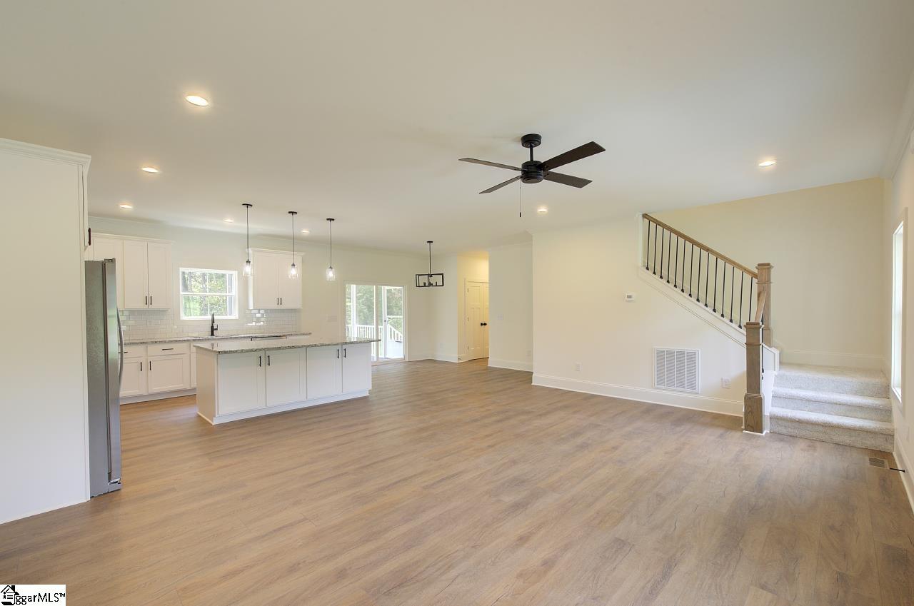 112 Whippoorwill Court Property Photo 10