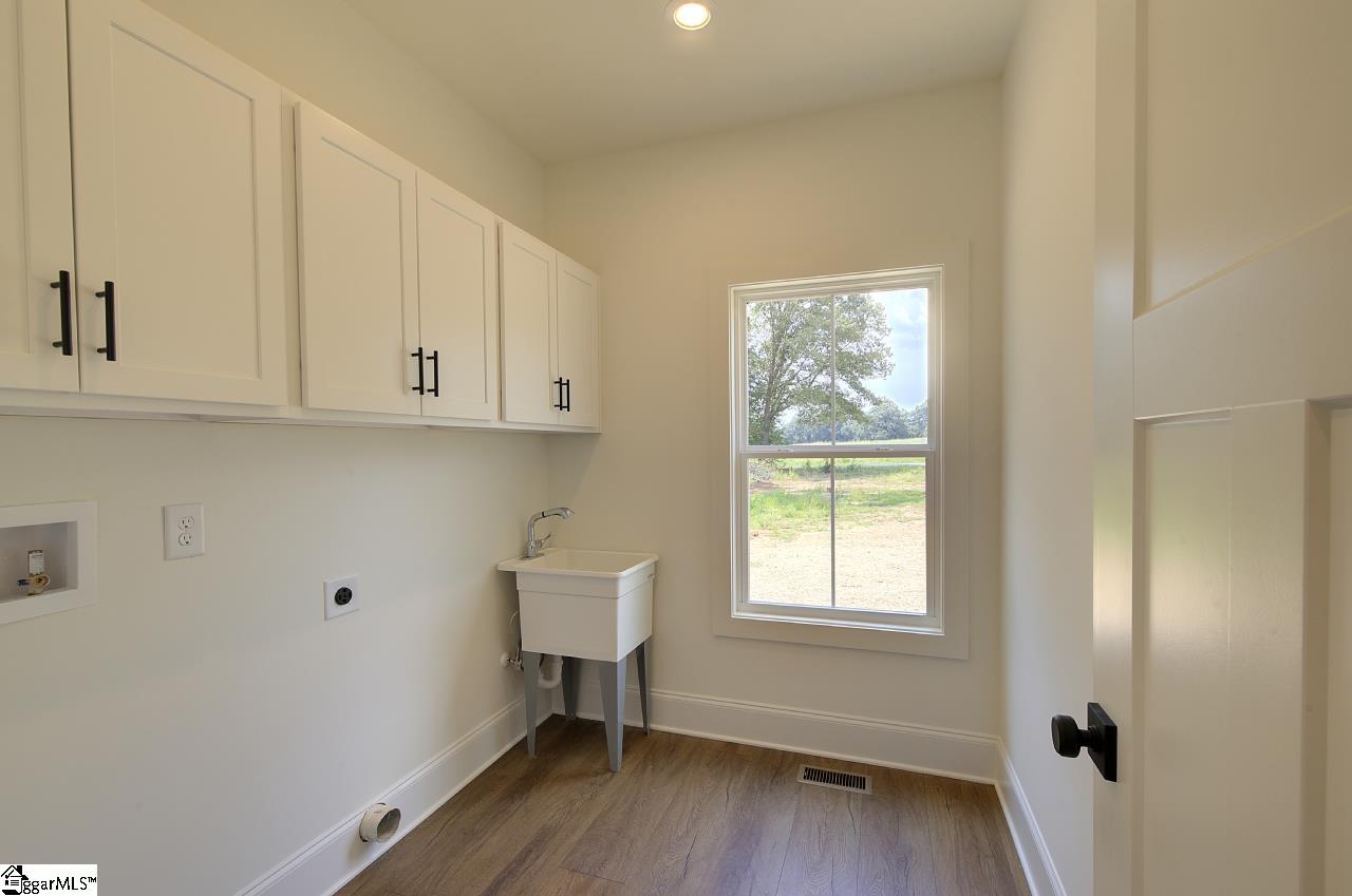 112 Whippoorwill Court Property Photo 24