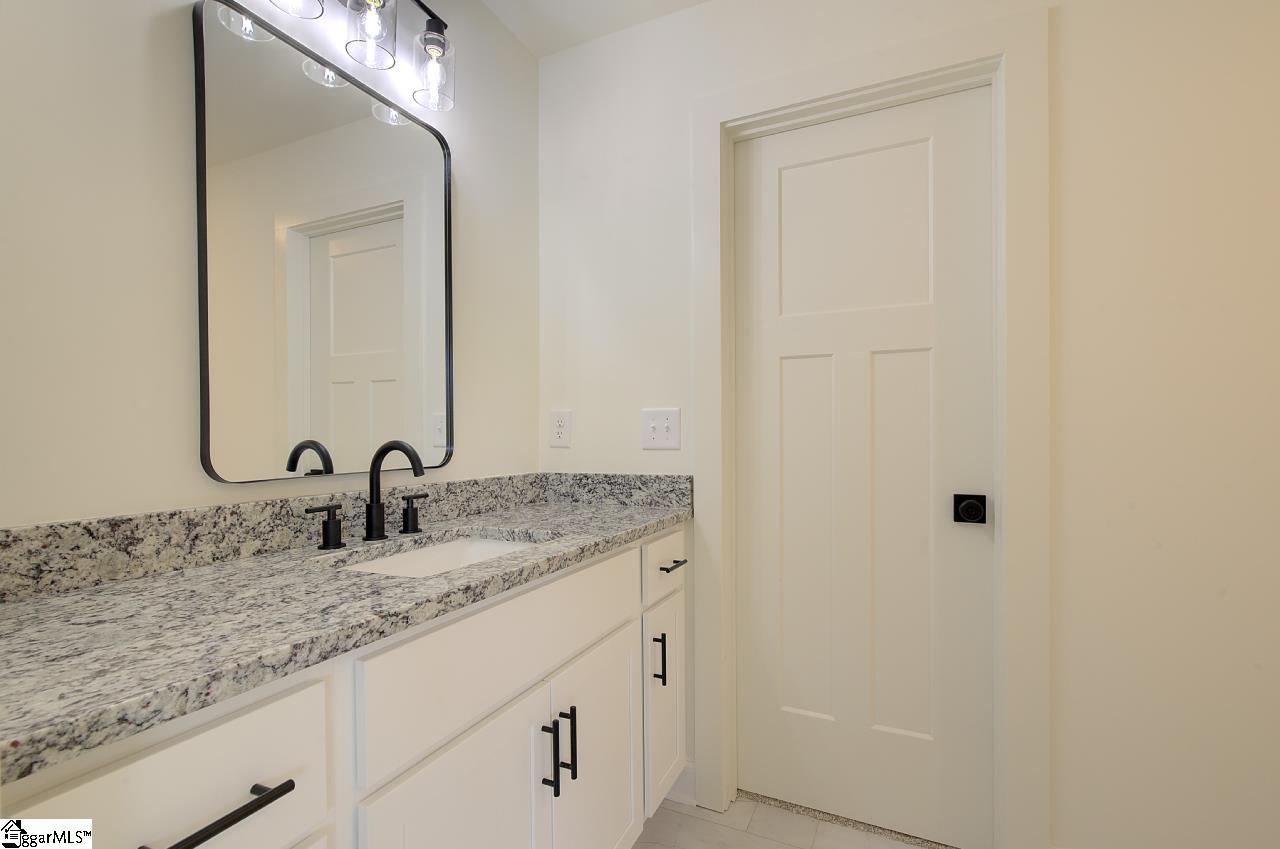 112 Whippoorwill Court Property Photo 28