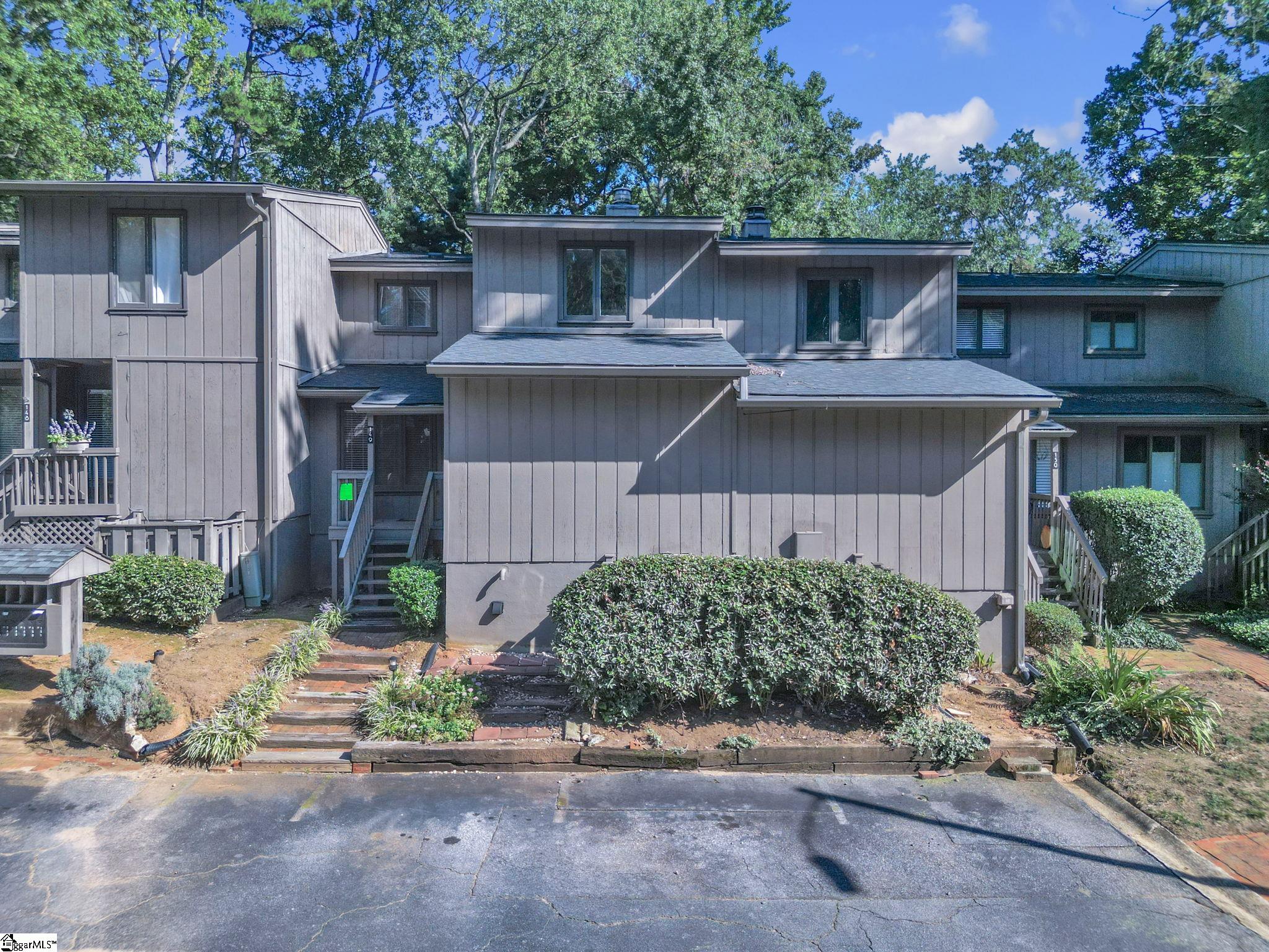 149 Ingleoak Lane Property Photo 1