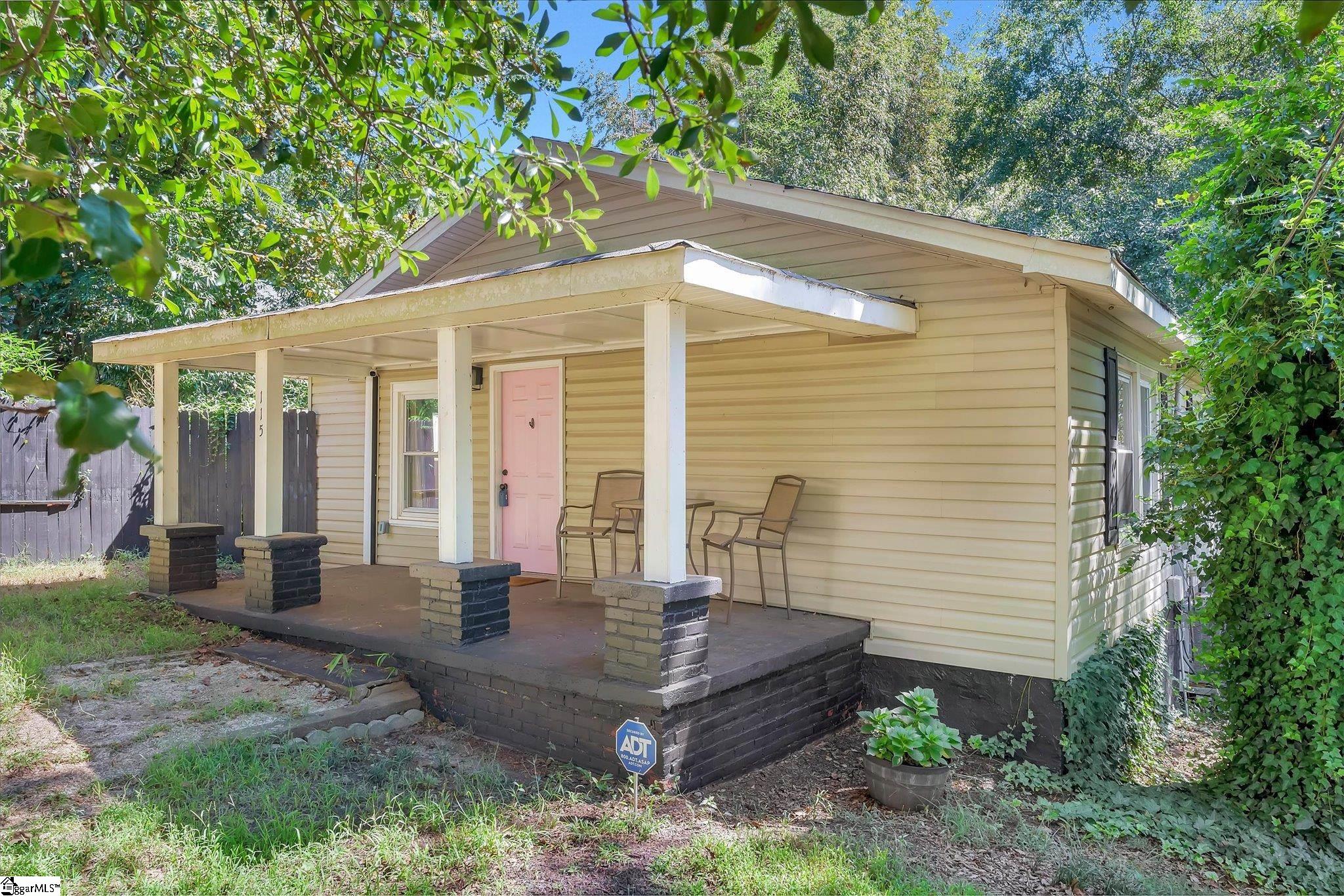 115 May Street Property Photo 2