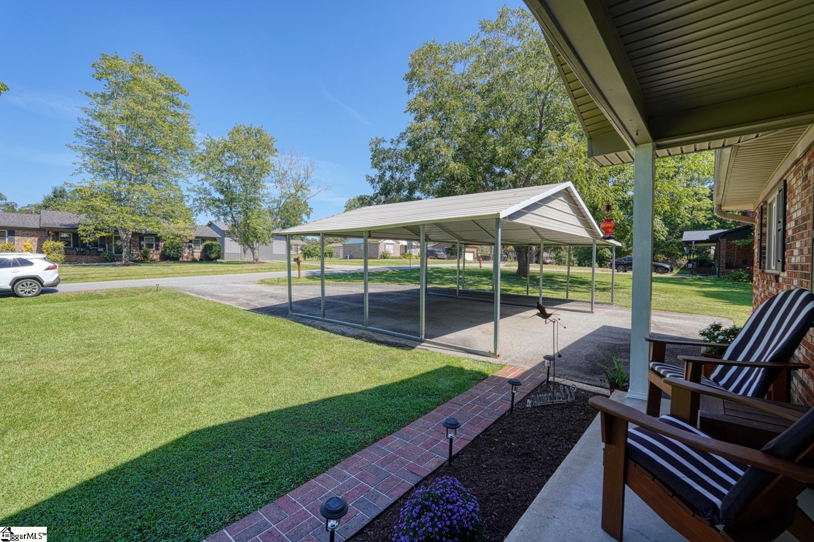 169 Gregory Street Property Photo 3
