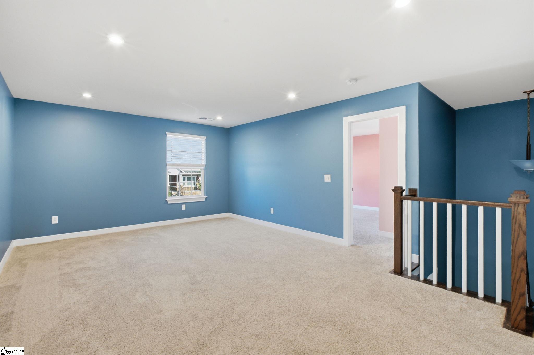 216 Edwin Ellis Drive Property Photo 22