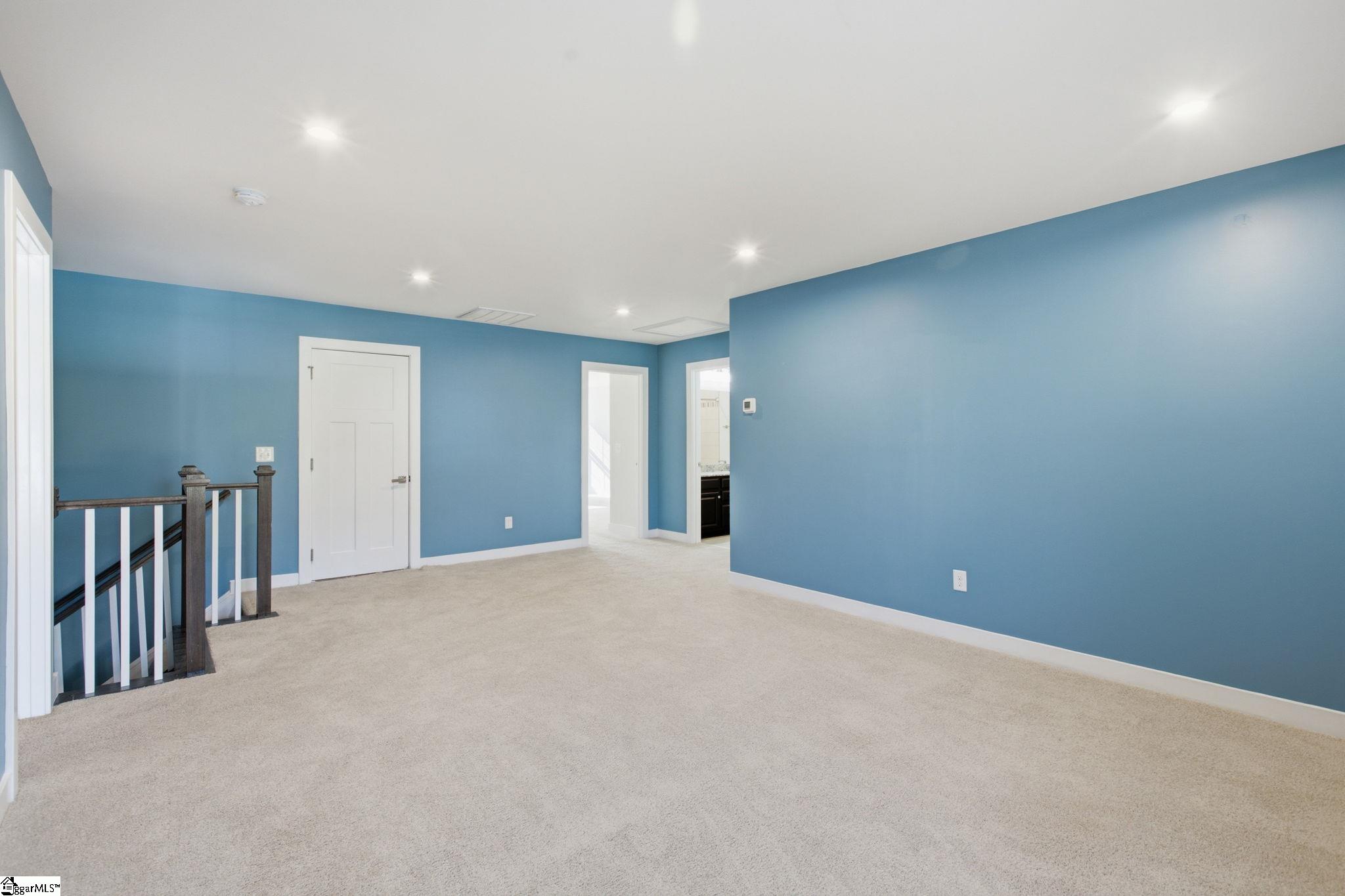 216 Edwin Ellis Drive Property Photo 24