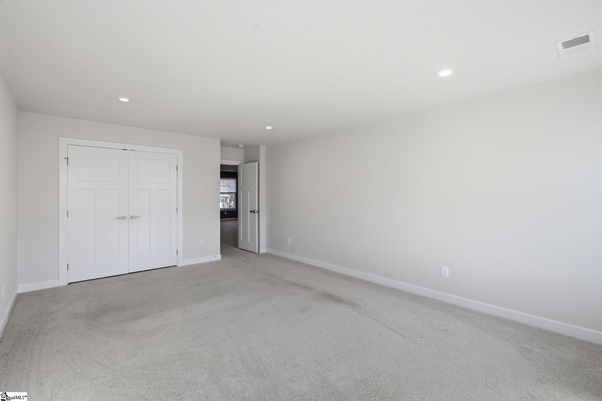 216 Edwin Ellis Drive Property Photo 33
