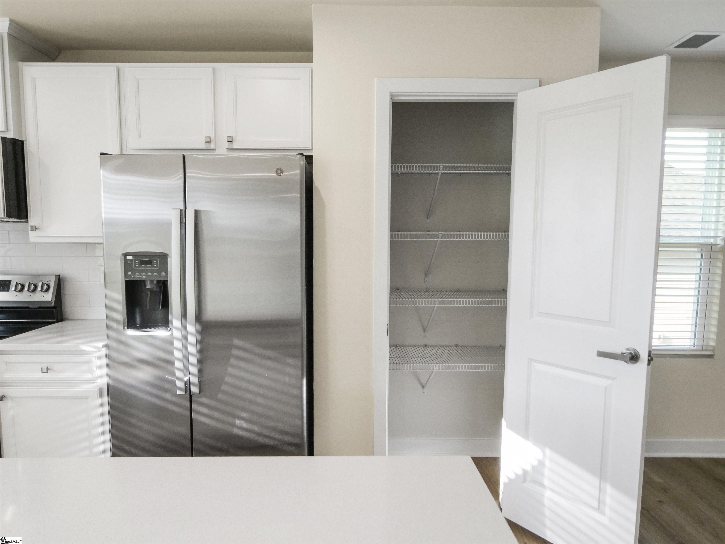 1603765 Property Photo 8