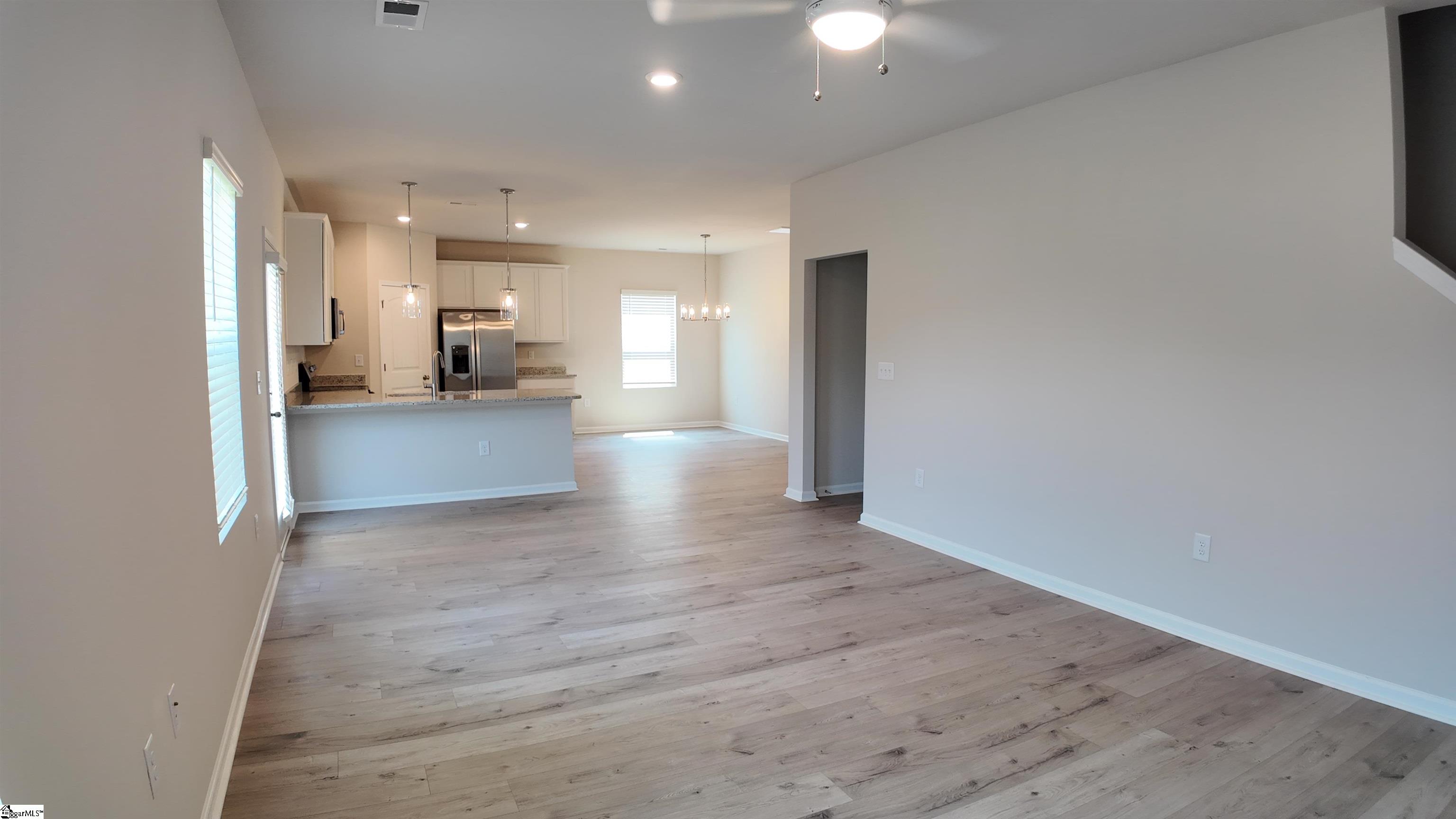 609 Silver Fir Street Property Photo 6