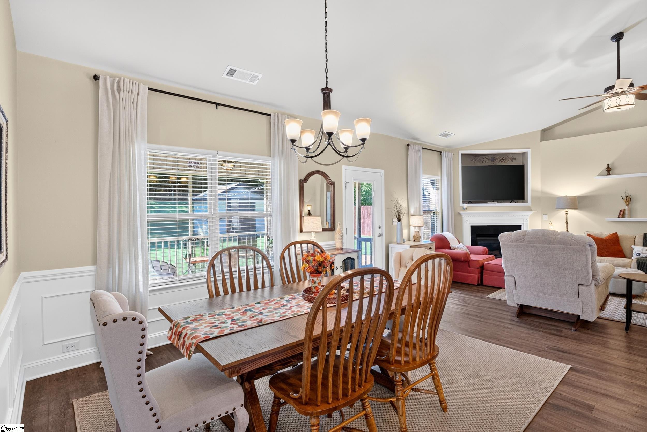 516 Bridgetowne Court Property Photo 10
