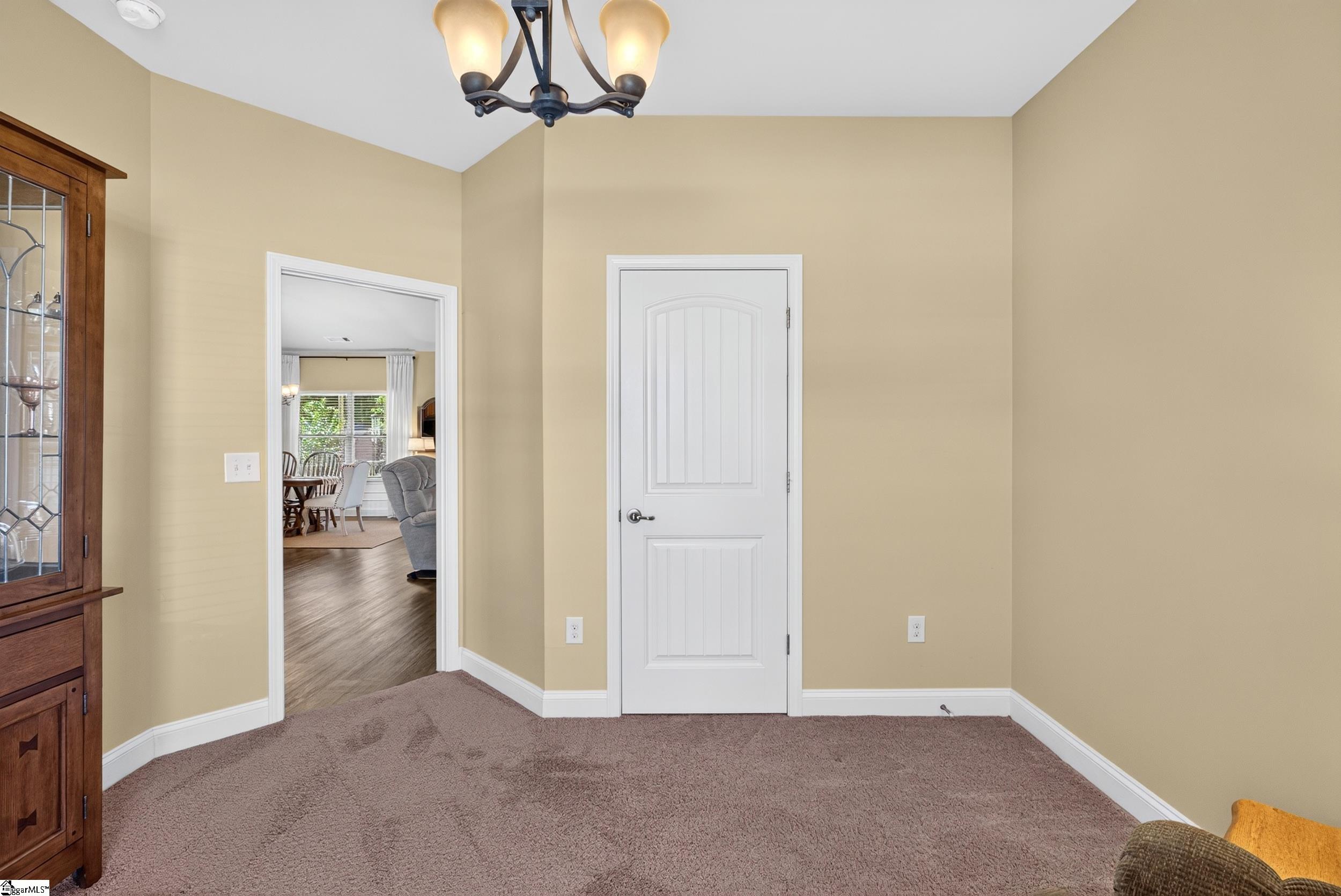 516 Bridgetowne Court Property Photo 24
