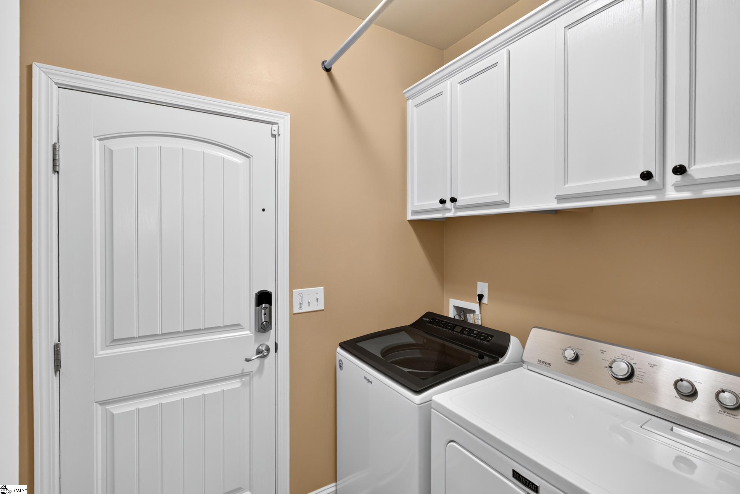 516 Bridgetowne Court Property Photo 25