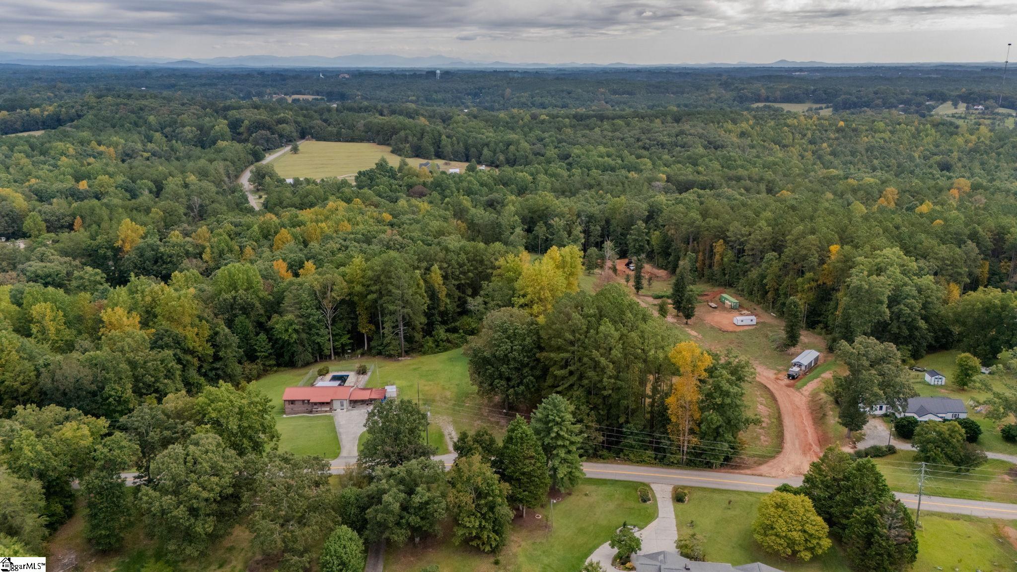 621 Rock Crusher Road Property Photo 3