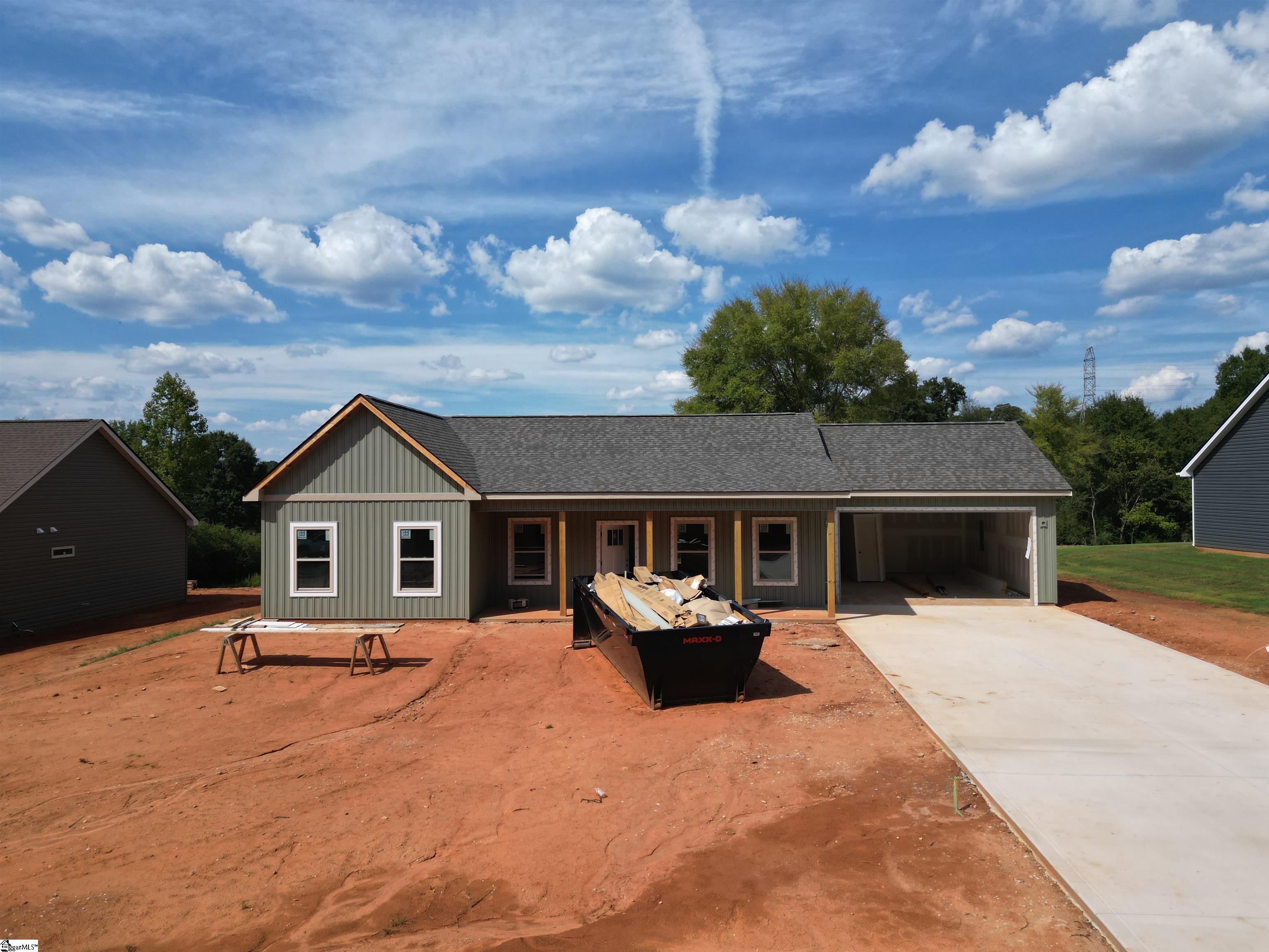 530 Hellams Road Property Photo 1