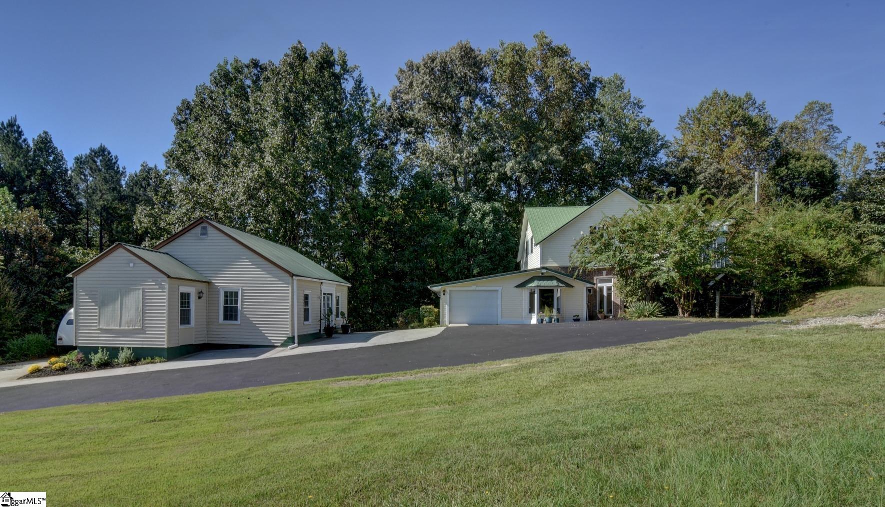 687 Burnt Tanyard Road Property Photo 2