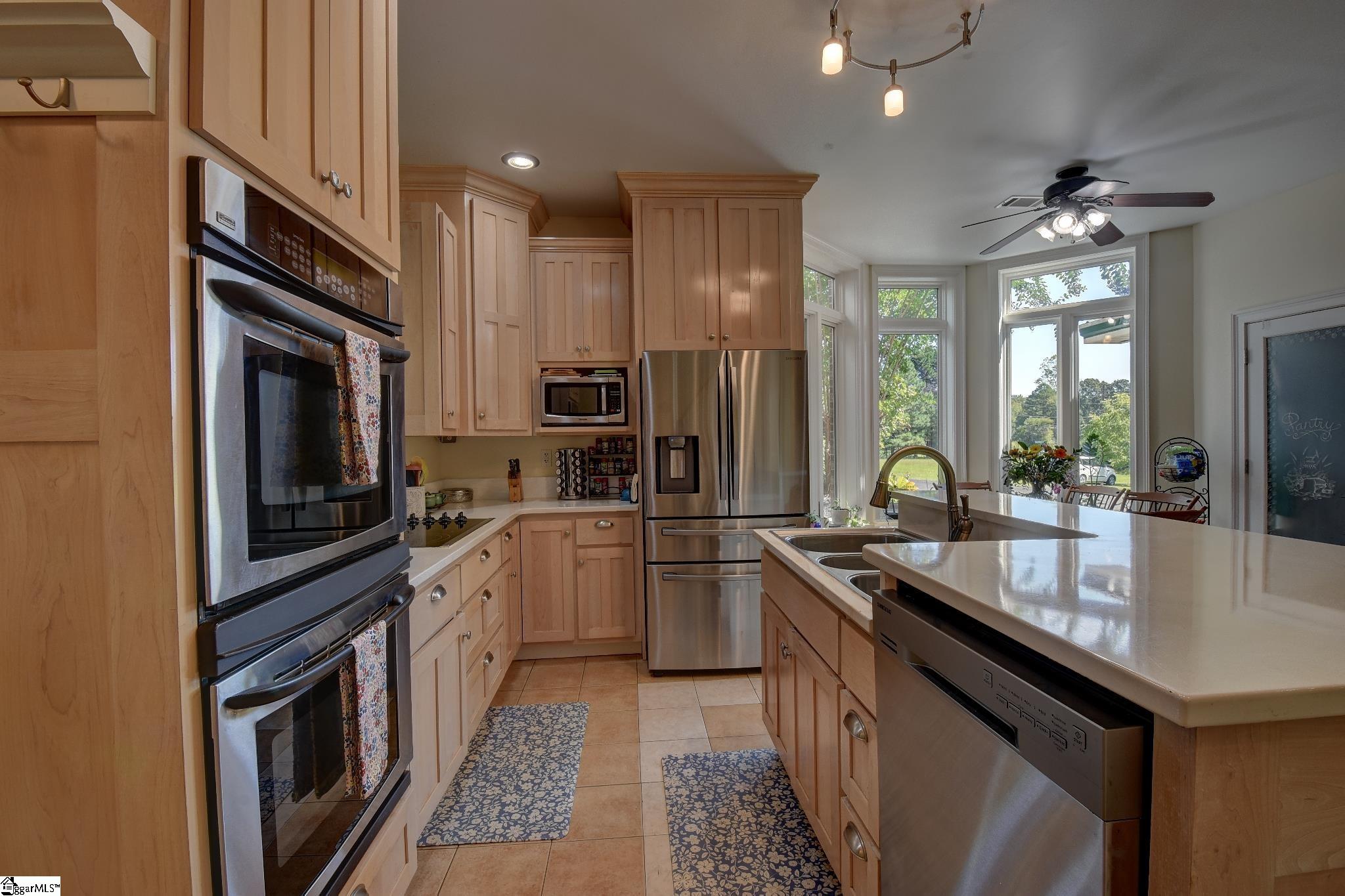 687 Burnt Tanyard Road Property Photo 8