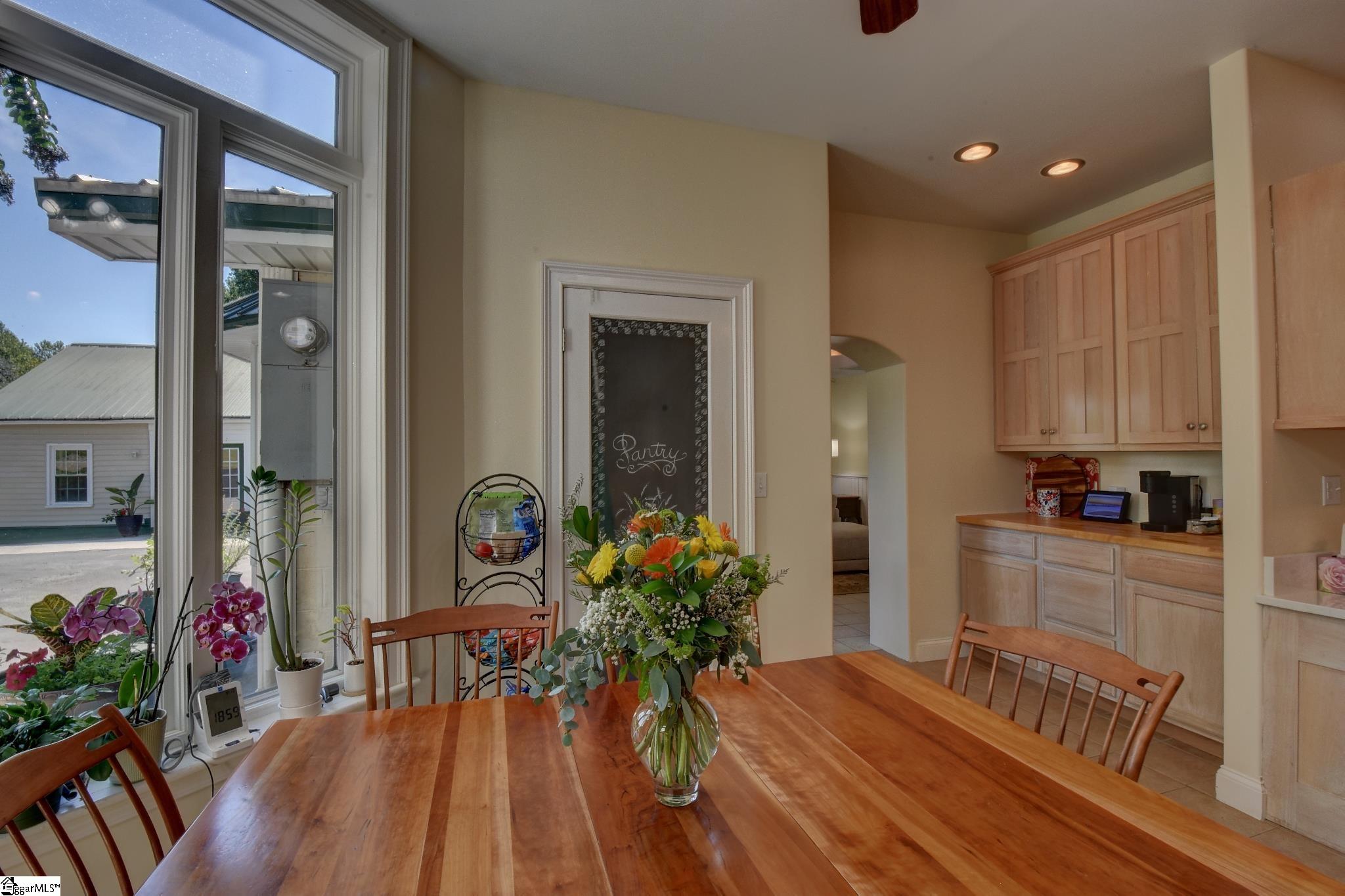 687 Burnt Tanyard Road Property Photo 13