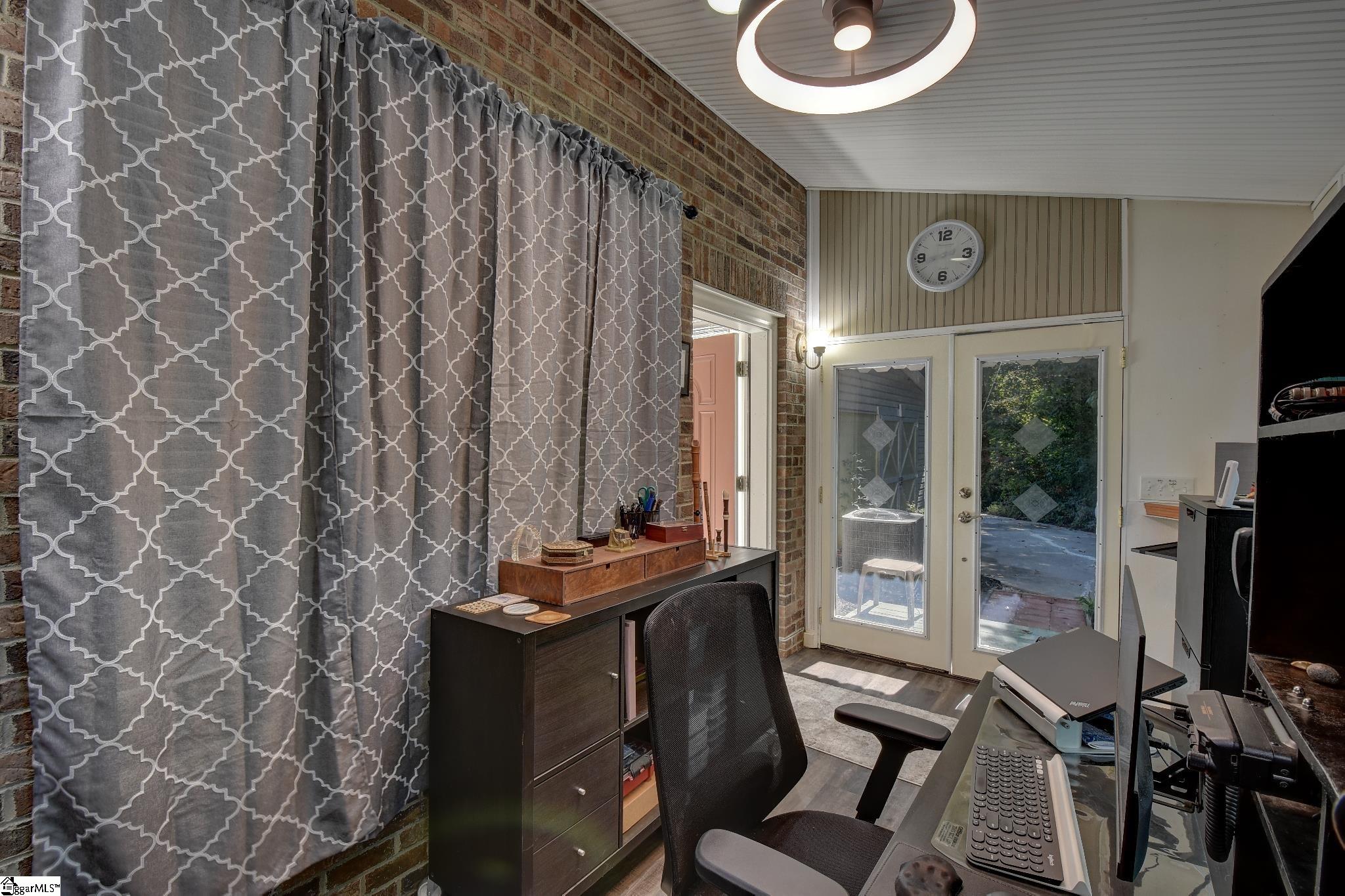 687 Burnt Tanyard Road Property Photo 23