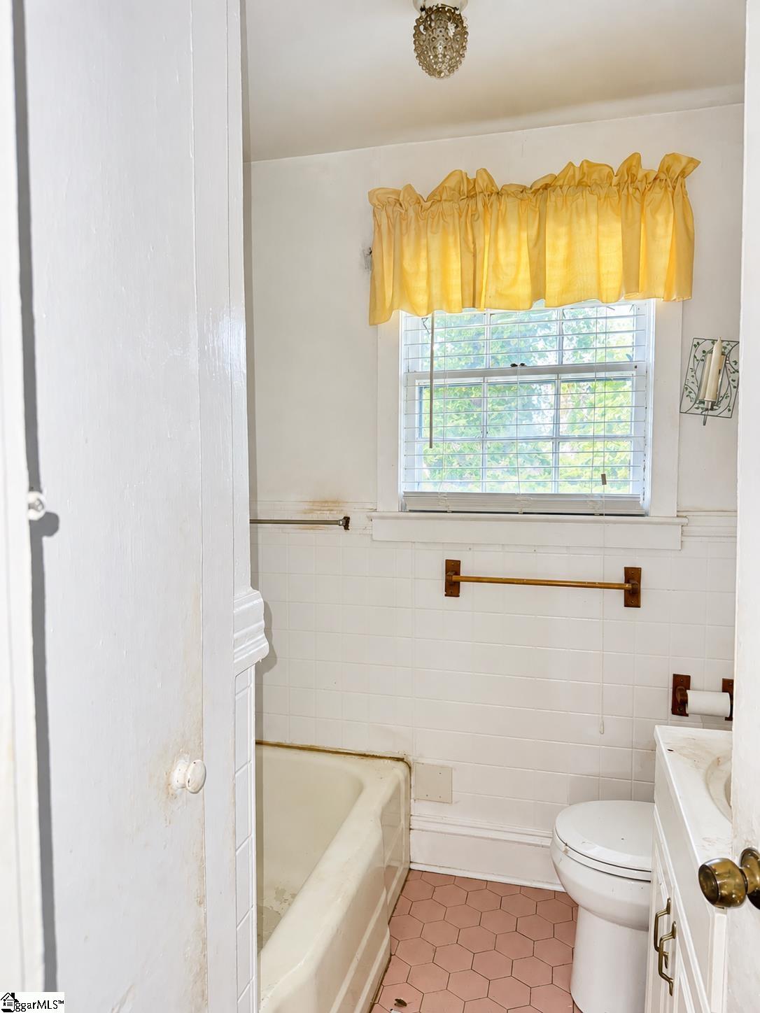 1603787 Property Photo 9