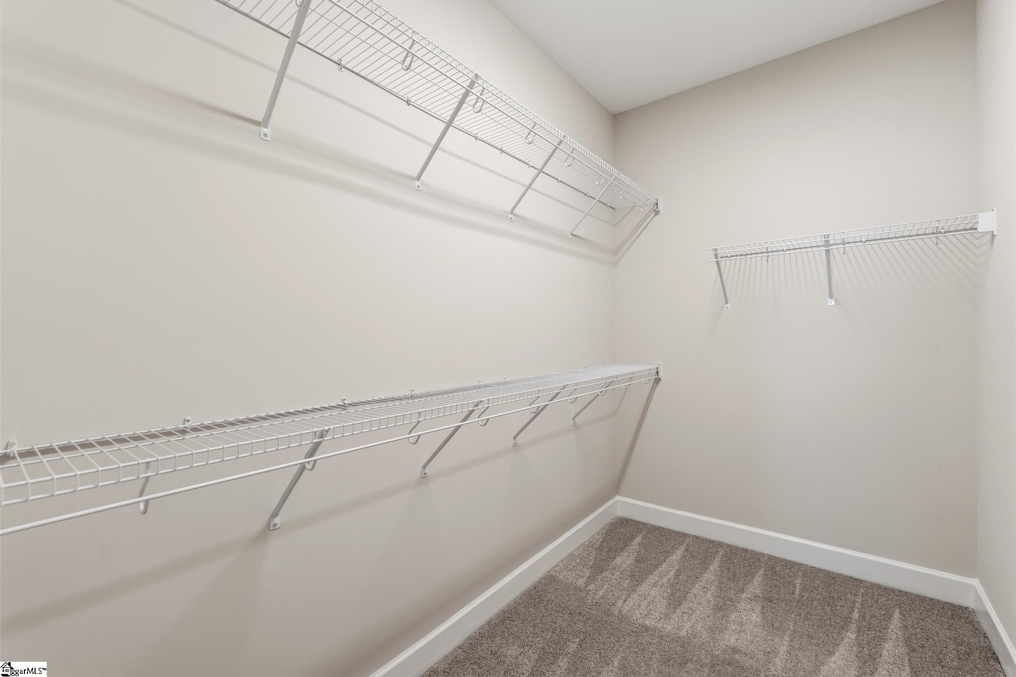 301 Hollenbeck Place Property Photo 23