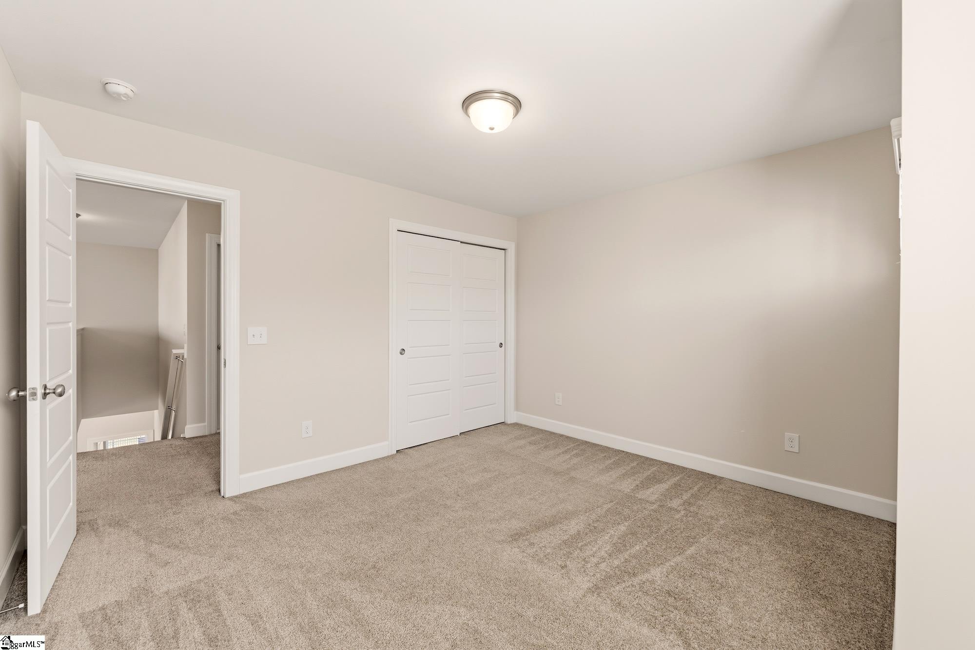 301 Hollenbeck Place Property Photo 30