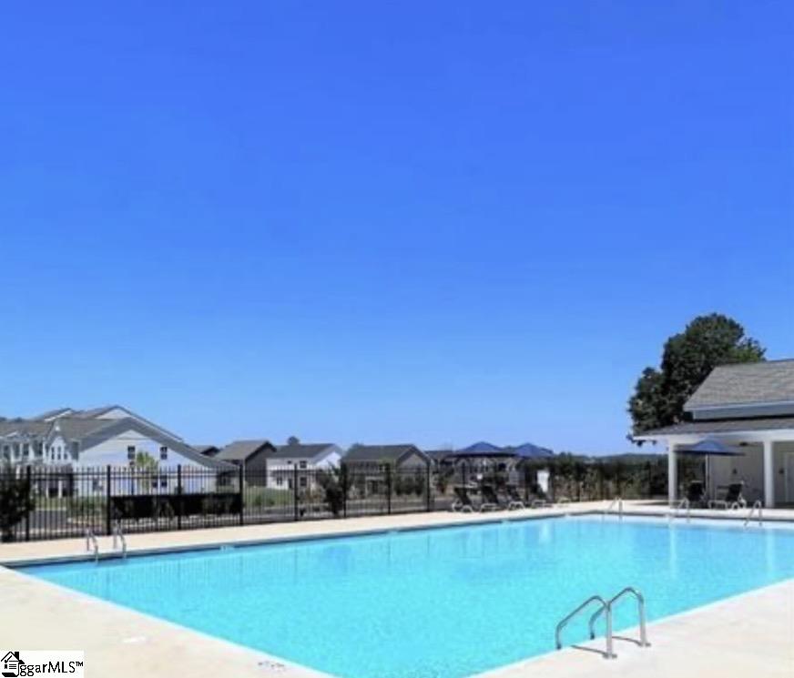 301 Hollenbeck Place Property Photo 35