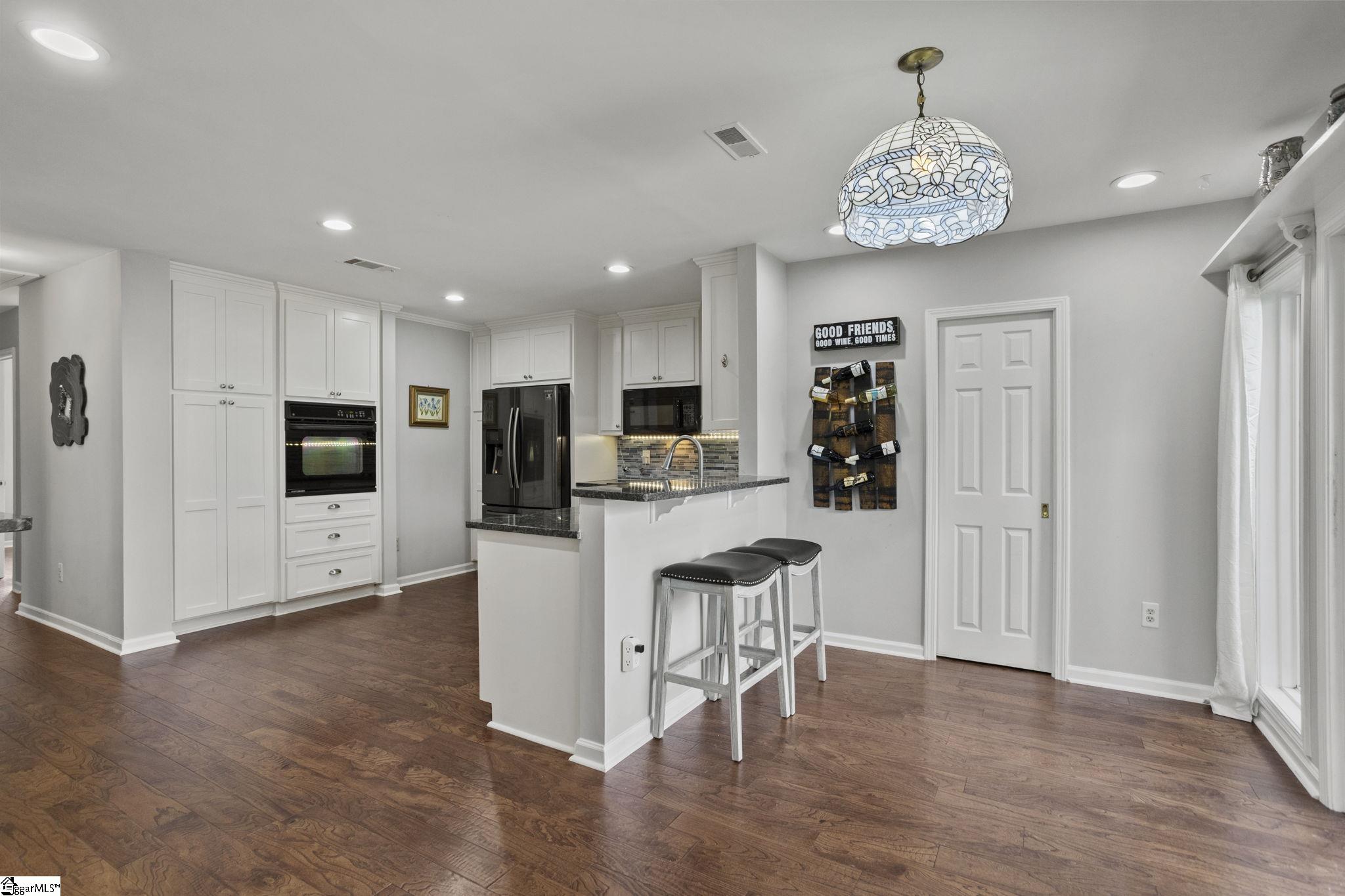 13 Forest Lake Drive Property Photo 11