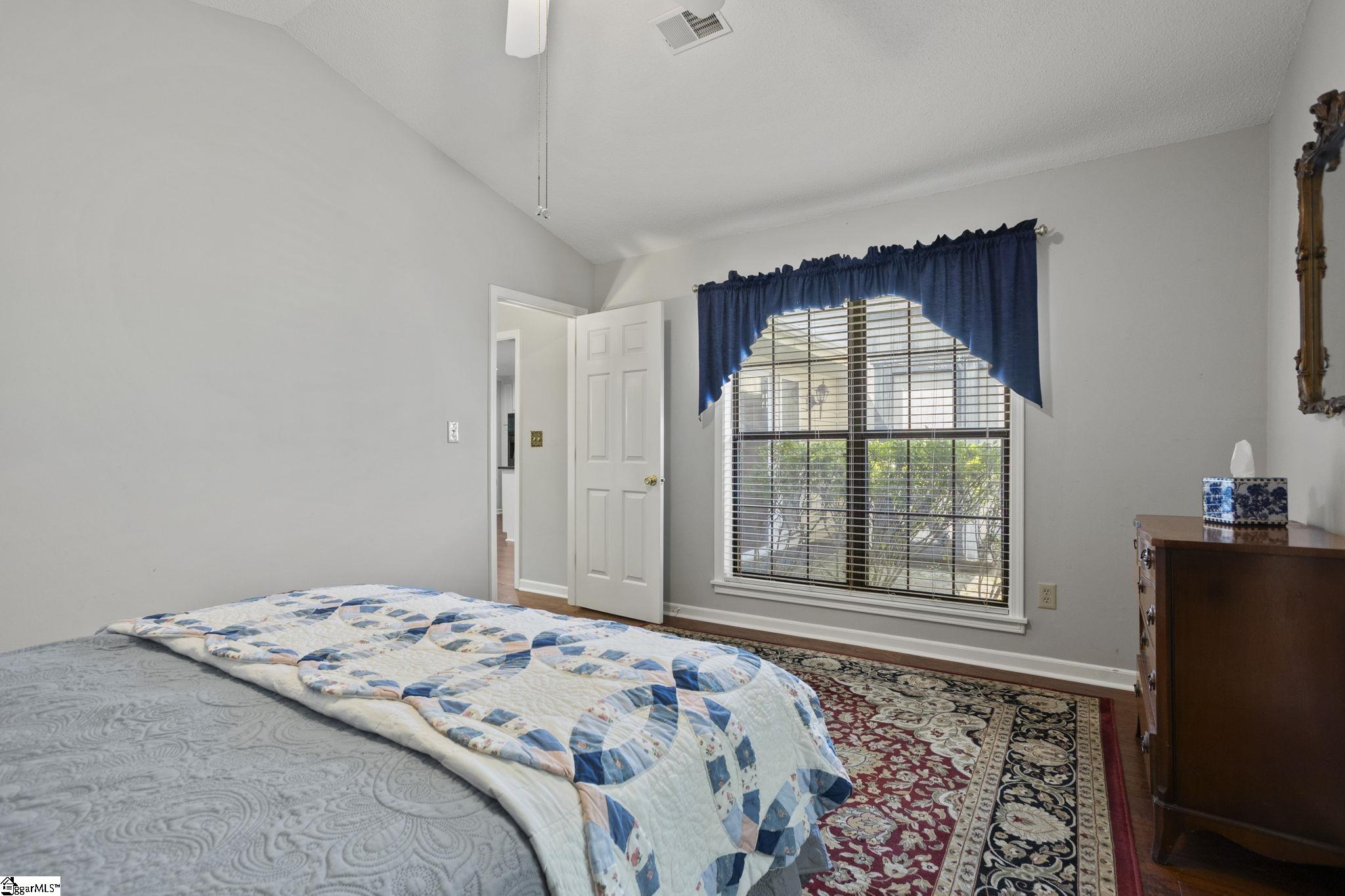 13 Forest Lake Drive Property Photo 18