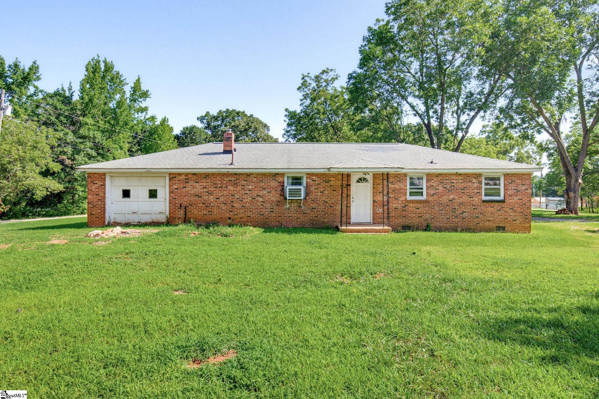 520 Standing Springs Road Property Photo 4