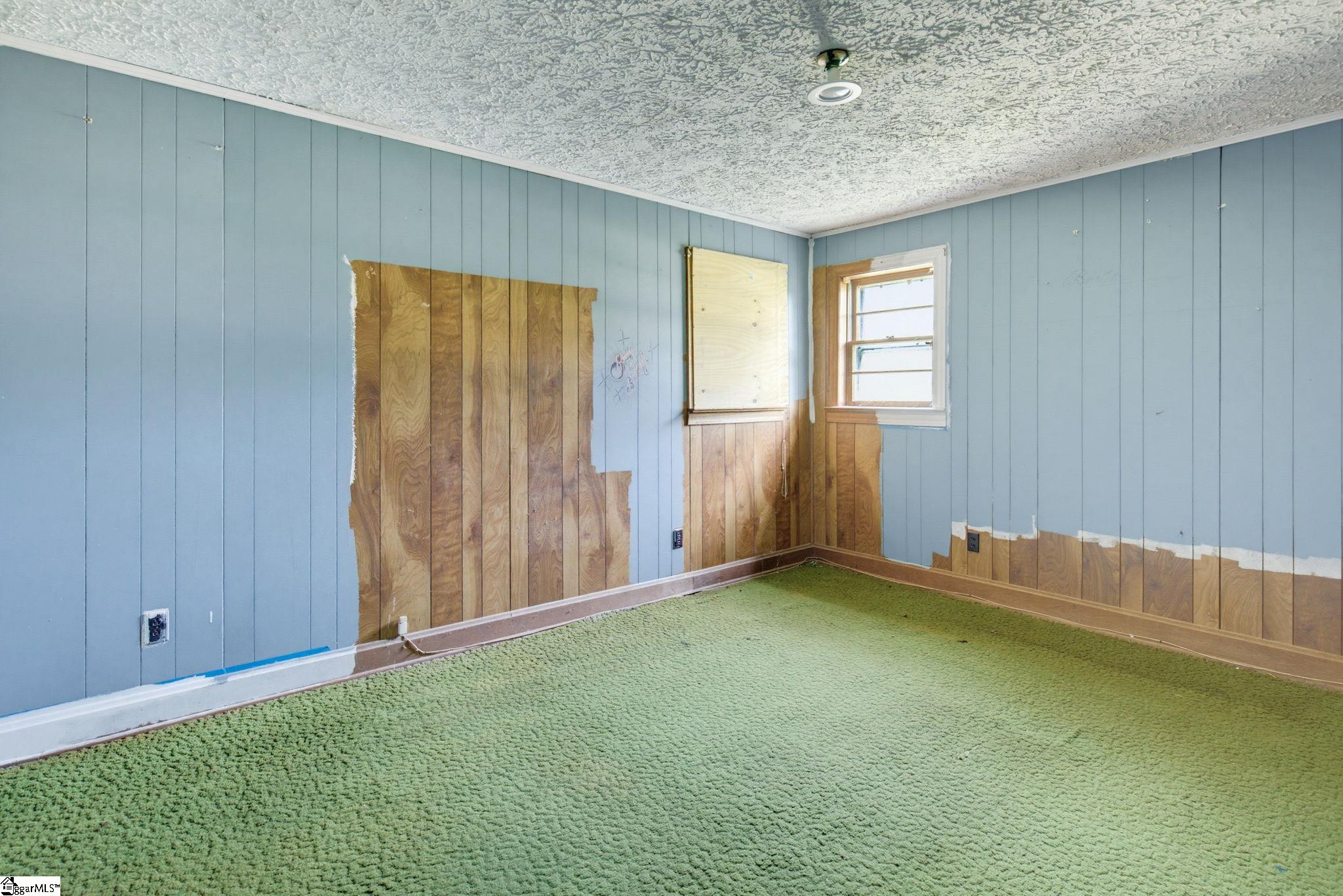 520 Standing Springs Road Property Photo 12