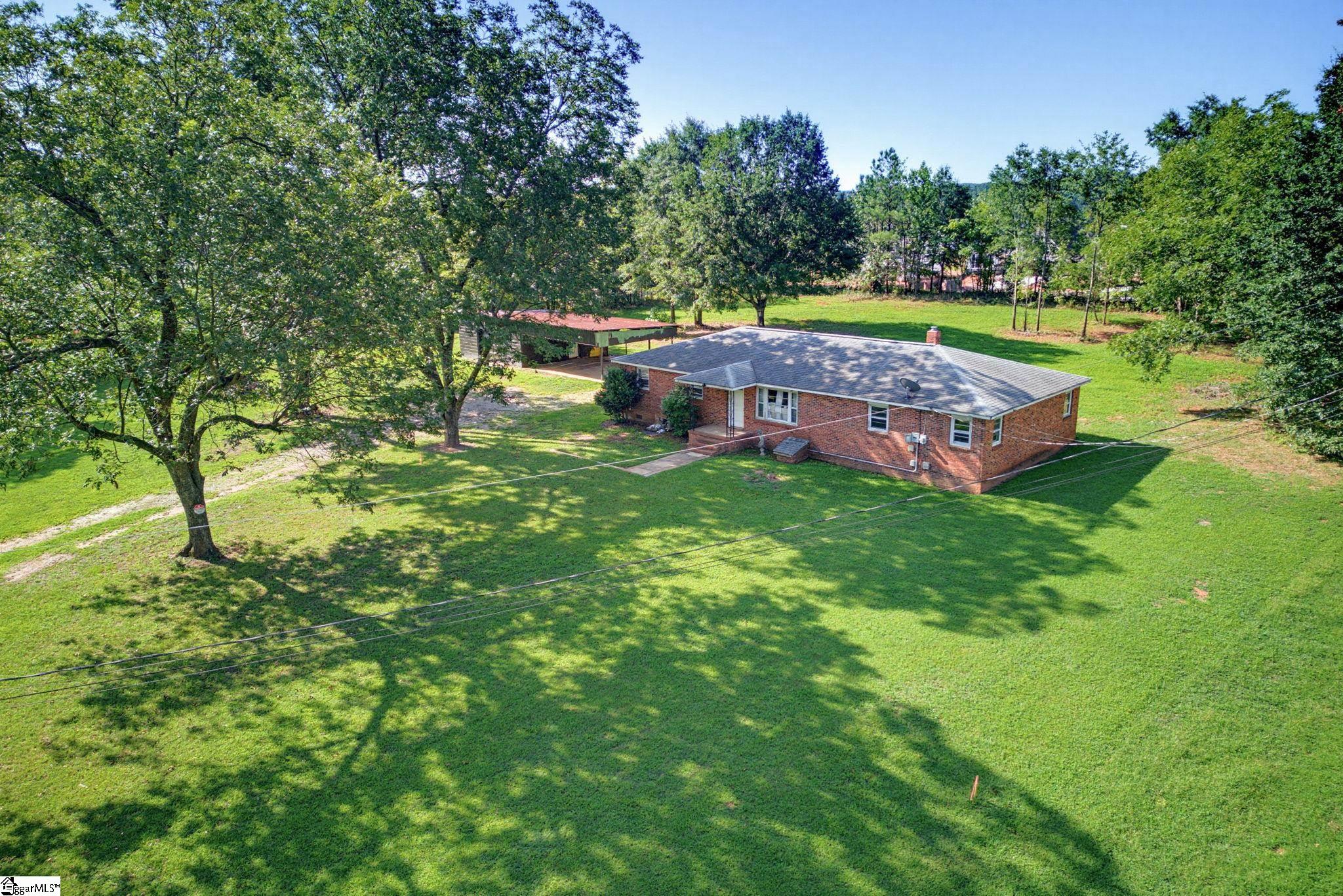 520 Standing Springs Road Property Photo 3