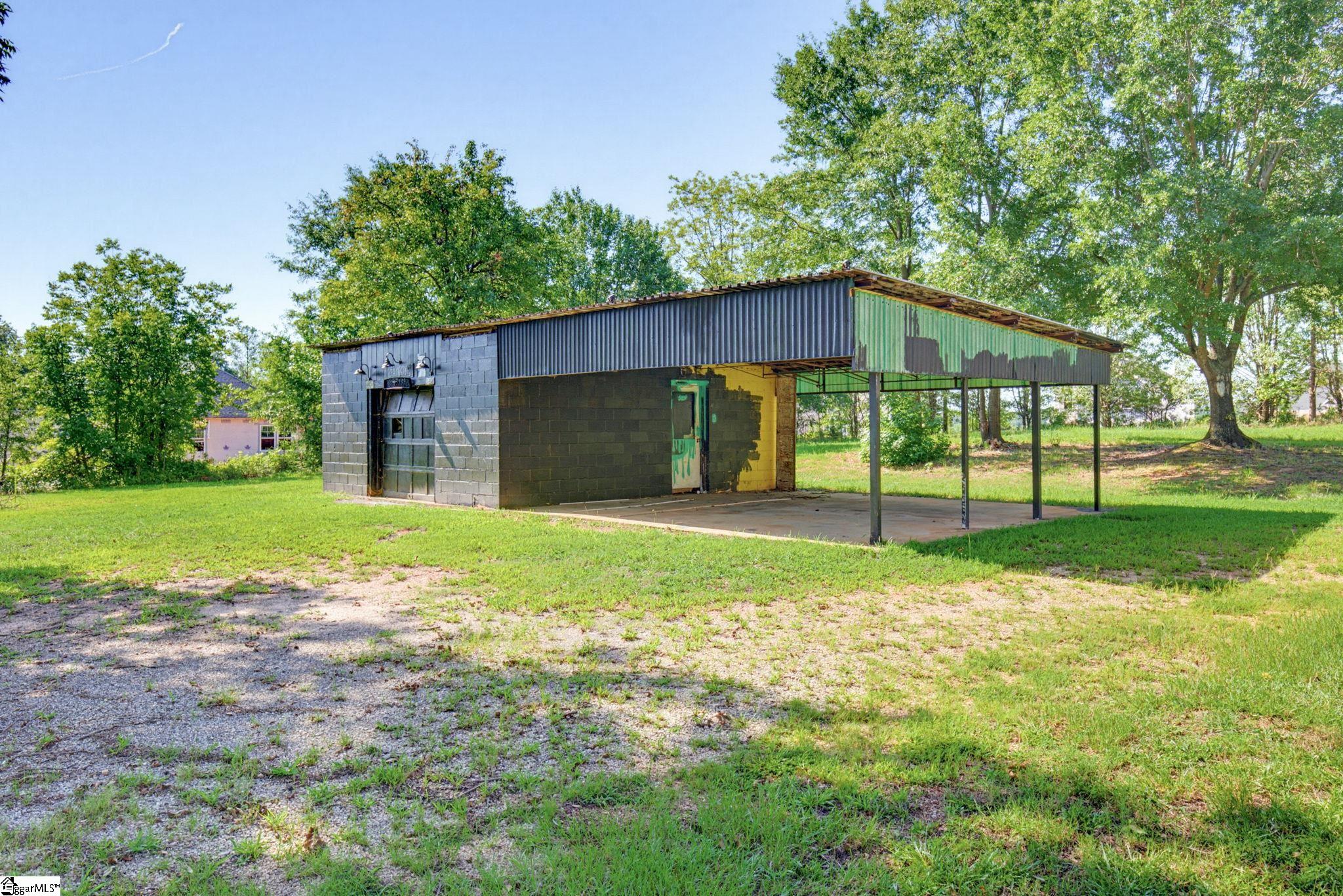 520 Standing Springs Road Property Photo 15