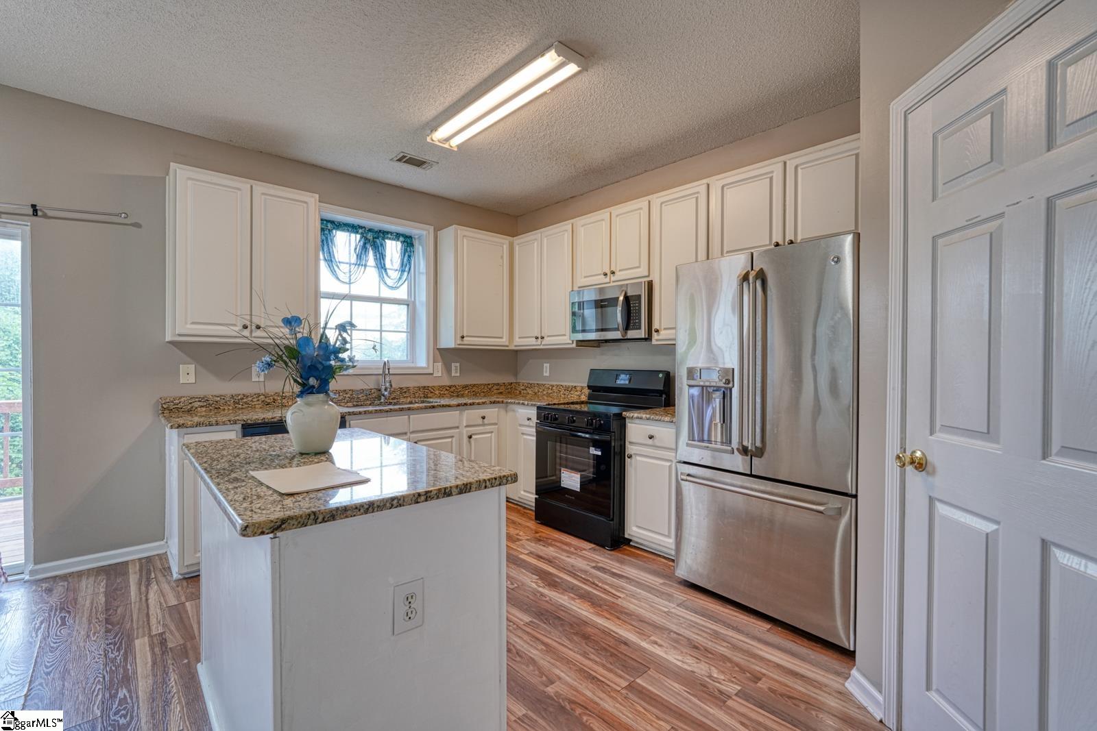 823 Old Wynd Court Property Photo 14