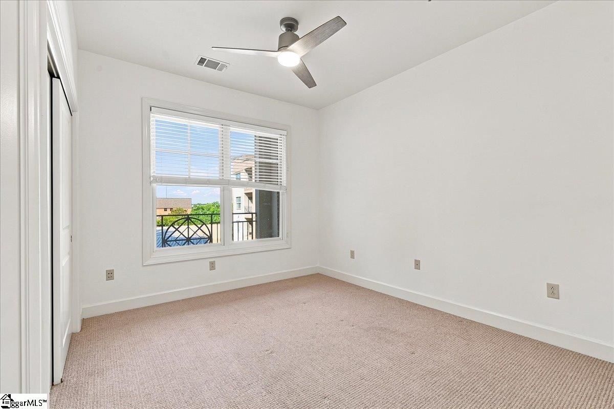 155 E Broad Street Property Photo 15