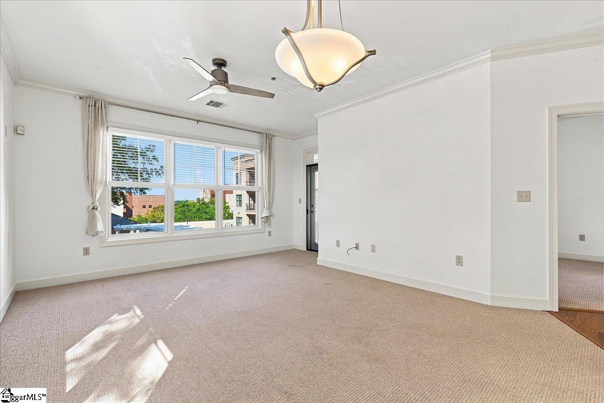 155 E Broad Street Property Photo 19