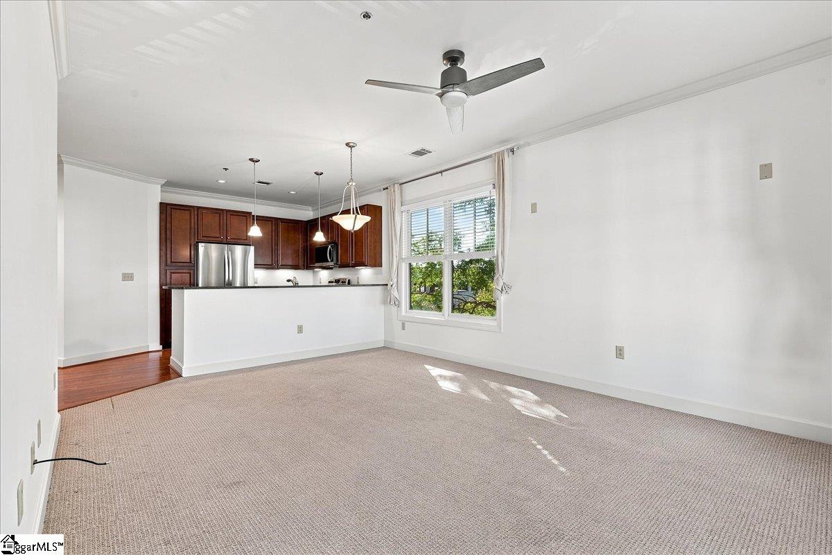 155 E Broad Street Property Photo 21